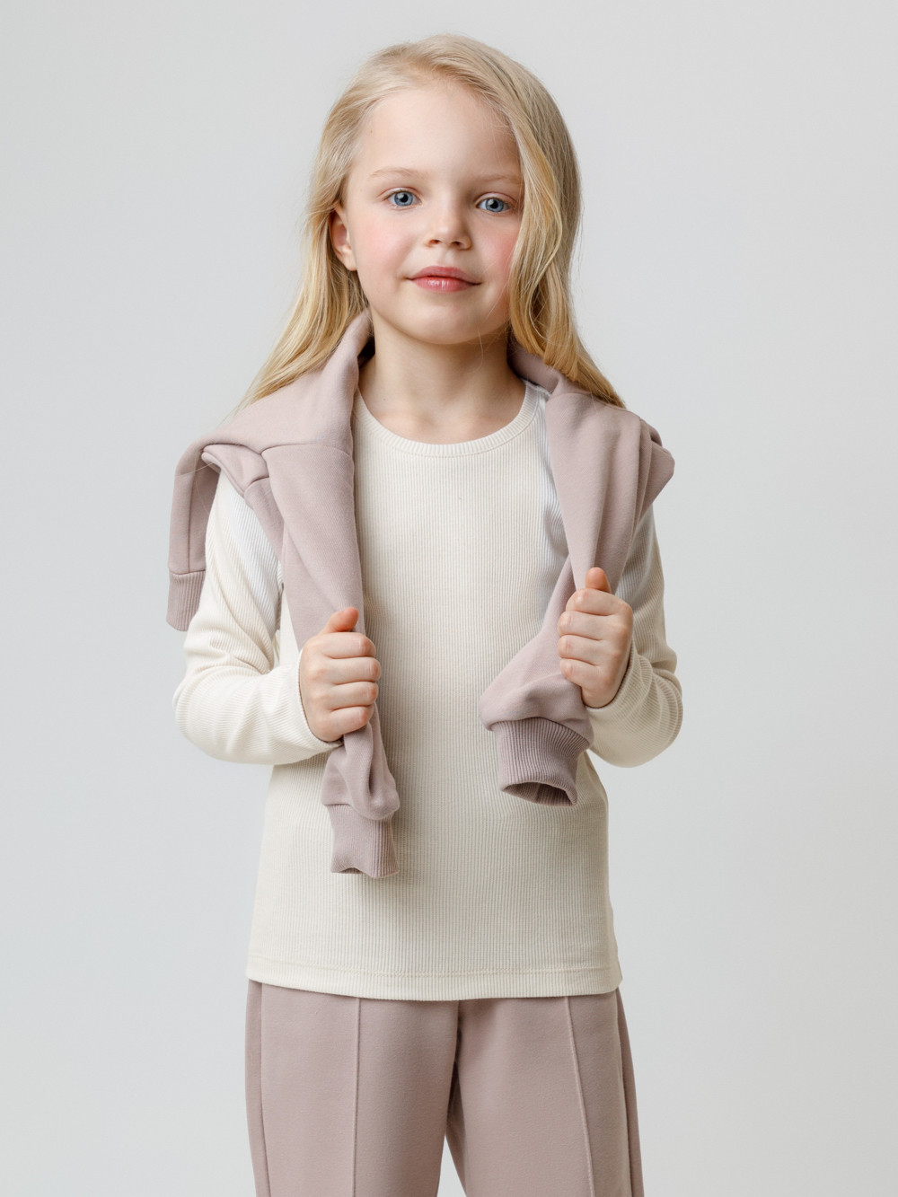 Лонгсливы для девочки, артикул: КР 301911, цвет: бежевый