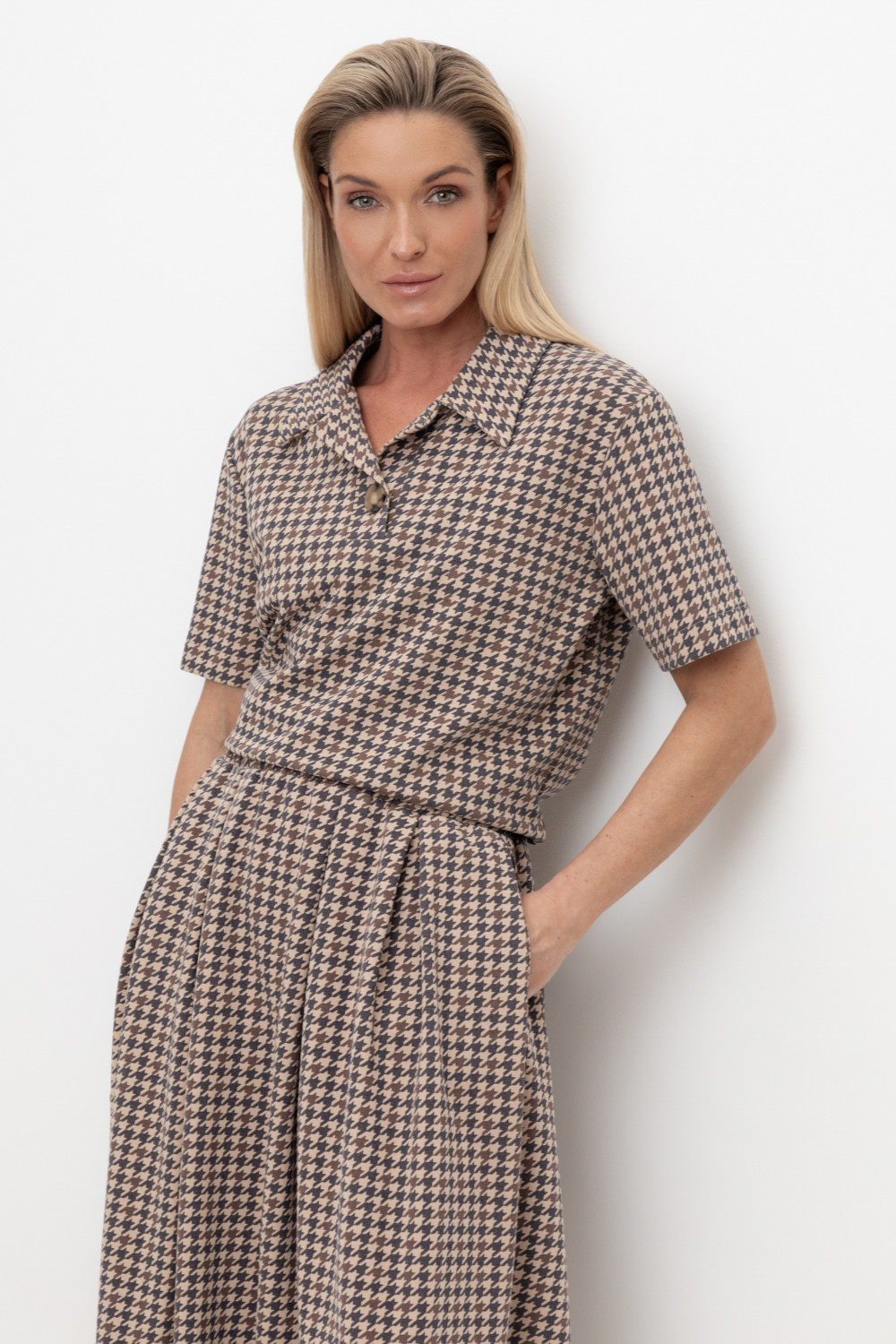 Футболки женские для мам, артикул: ЕВТ 3242, цвет: бежевый