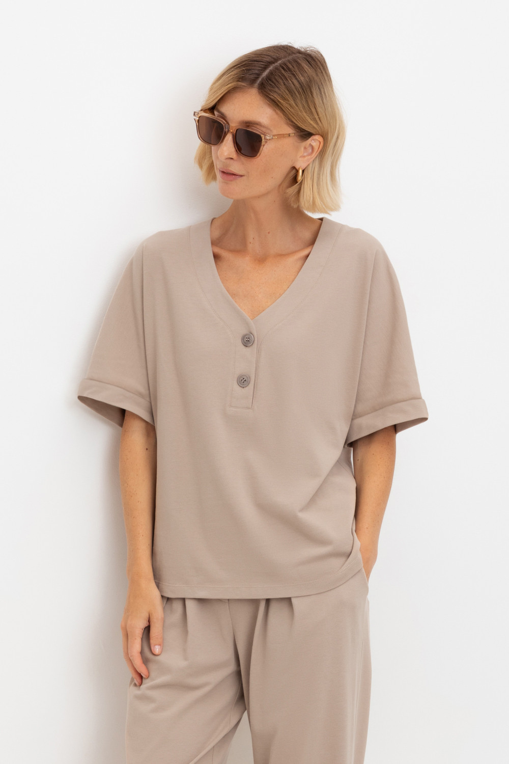 Блузы, рубашки женские для мам, артикул: ЕВТ 3290, цвет: бежевый