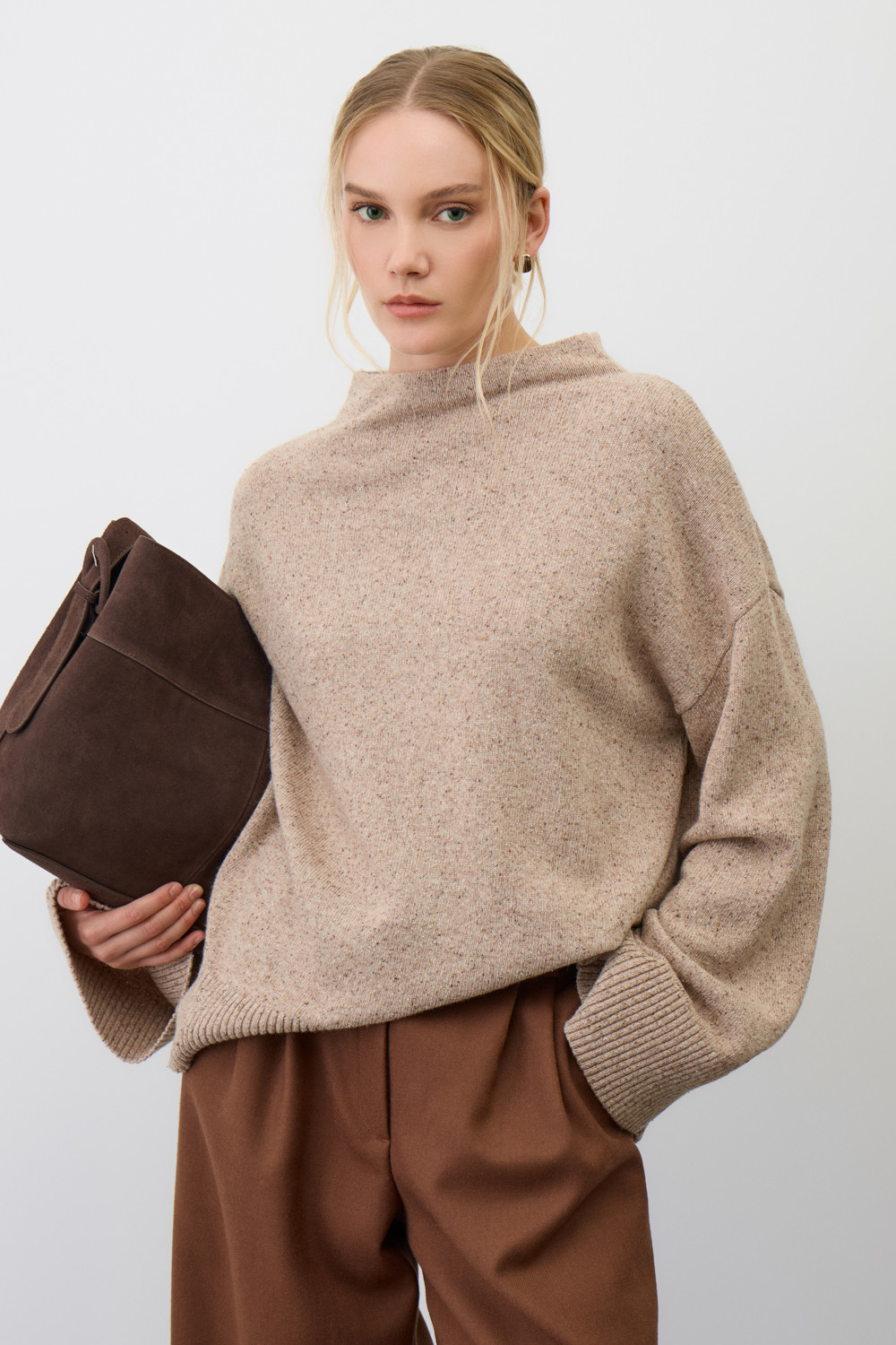 Джемперы женские для мам, артикул: ЕВ 30245/ш, цвет: бежевый