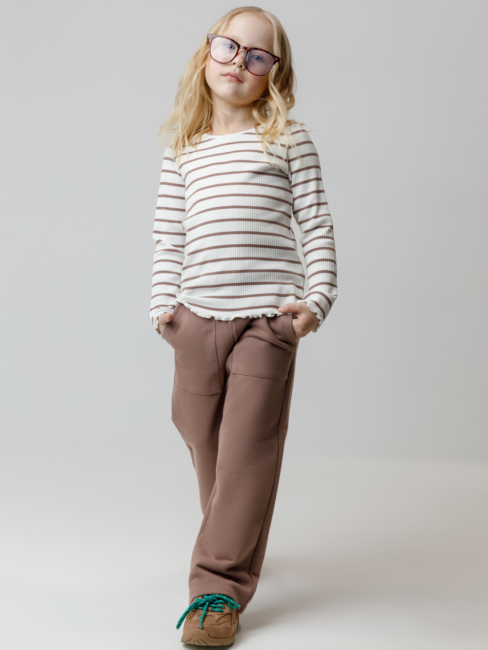 Брюки для девочки, артикул: КР 400847, цвет: кофейный