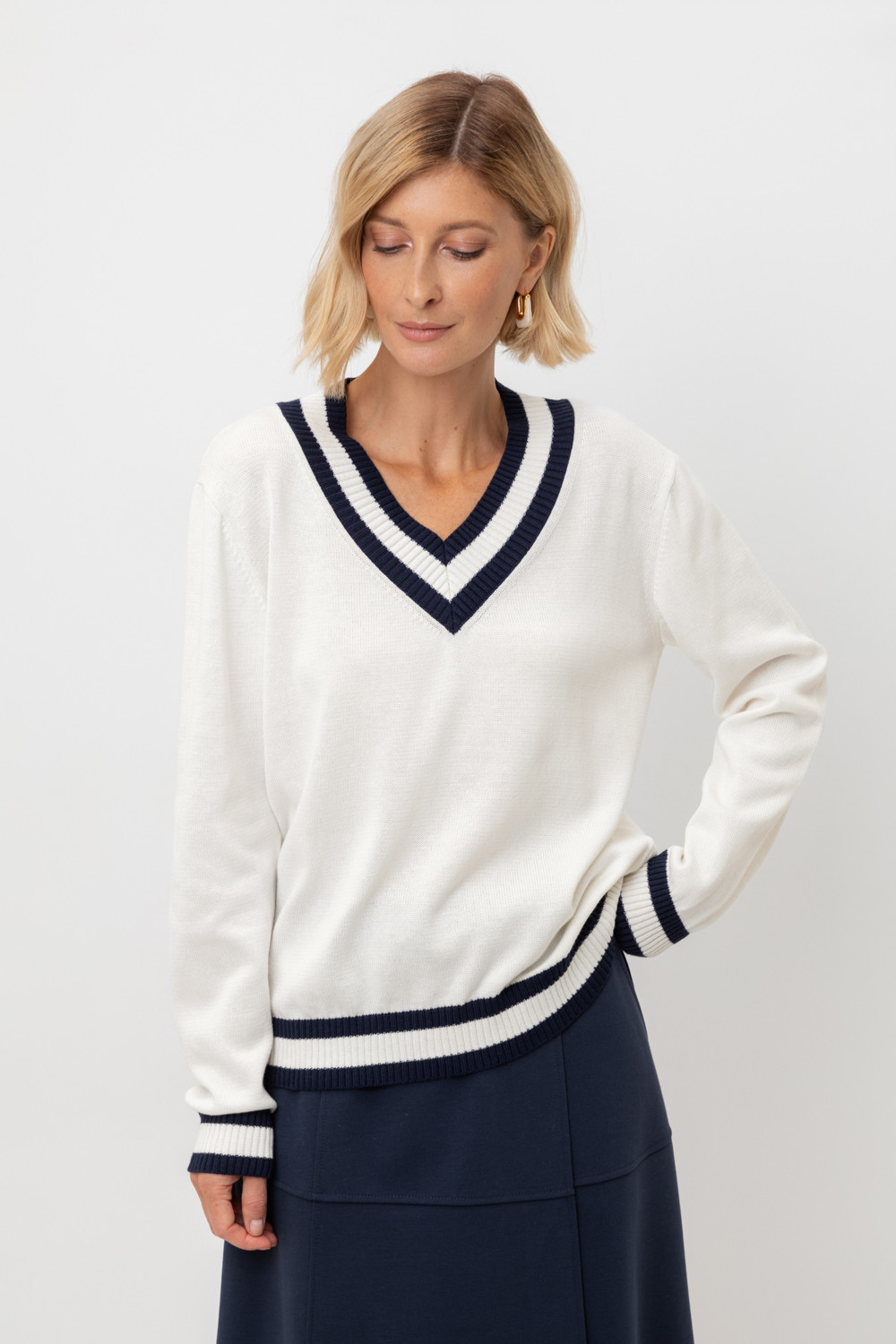 Джемперы женские для мам, артикул: ЕВ 30204, цвет: бежевый