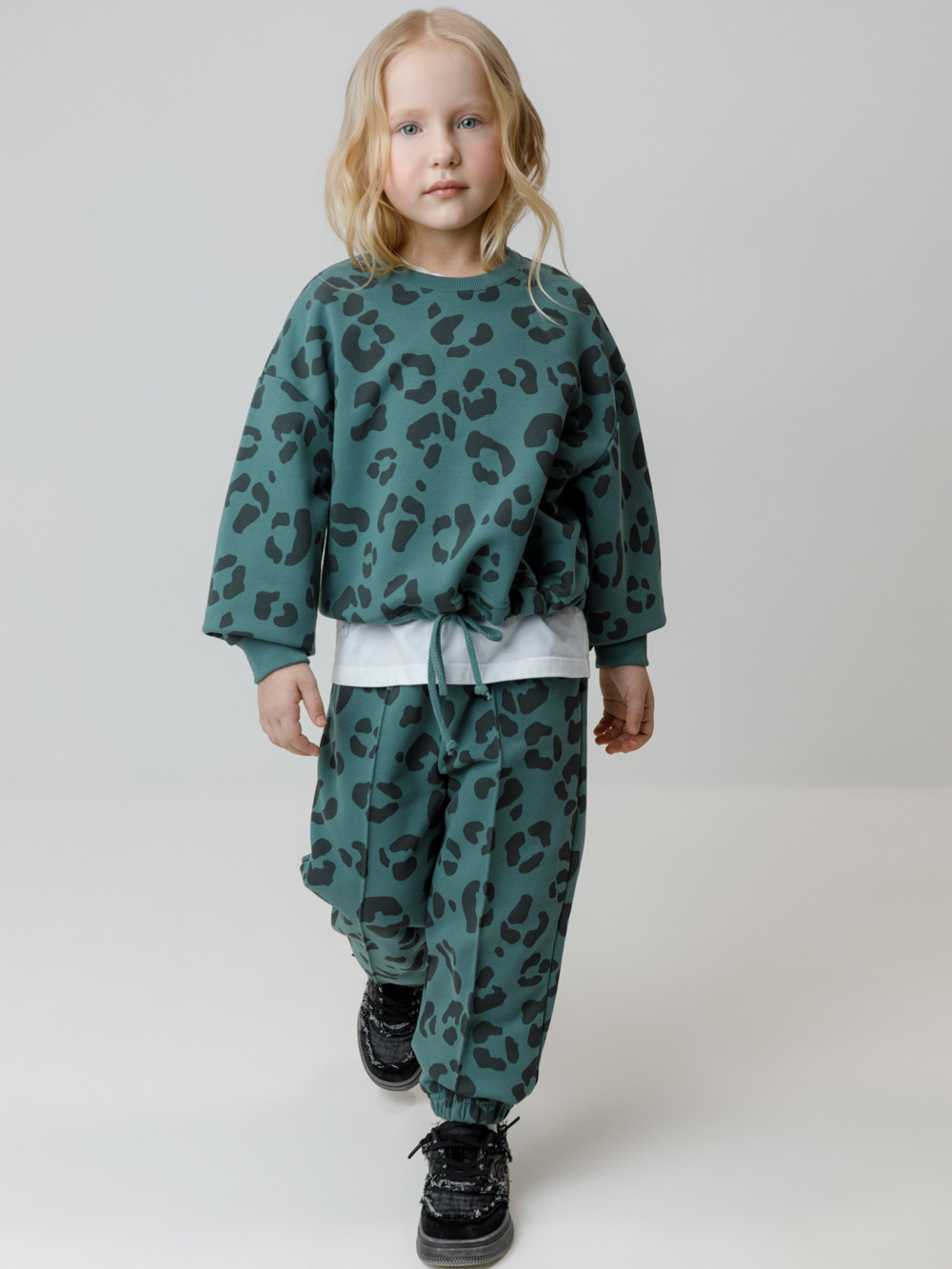 Брюки для девочки, артикул: КР 400887, цвет: зеленый