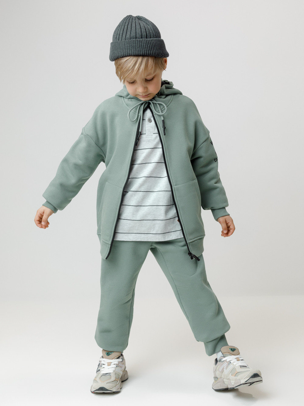 Толстовки для мальчика, артикул: КР 302853, цвет: хаки