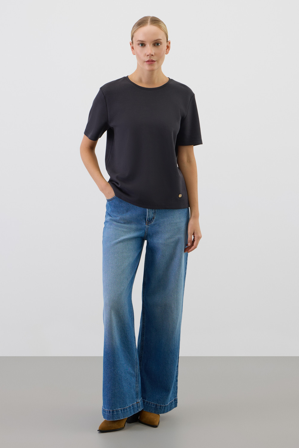 Футболки женские для мам, артикул: ЕВТ 3283, цвет: черный