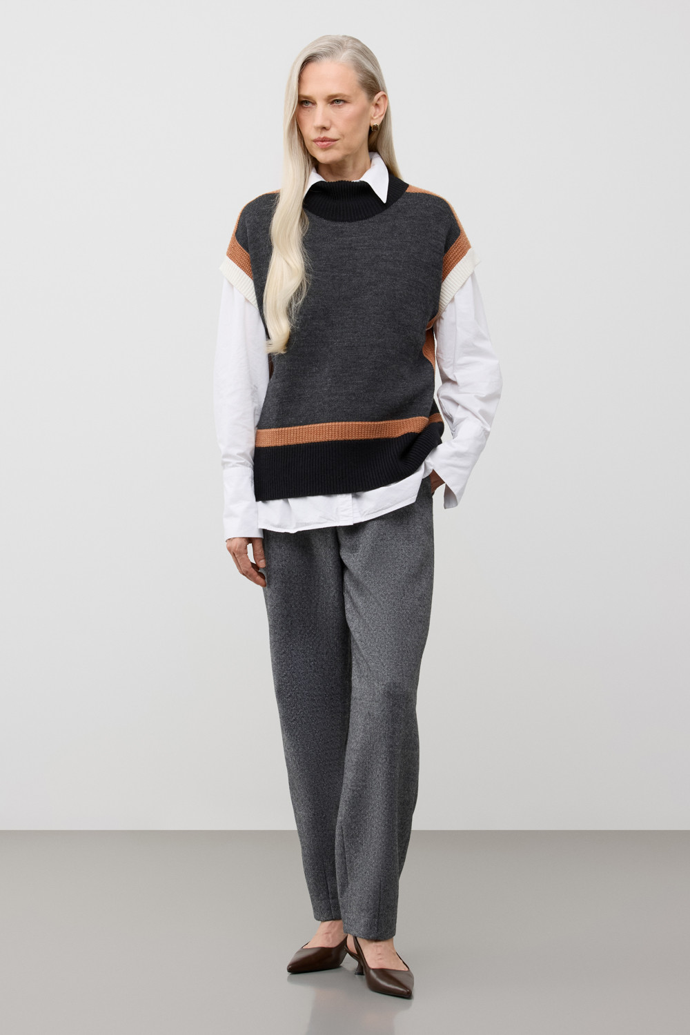 Жилеты женские для мам, артикул: ЕВ 30275/ш, цвет: серый