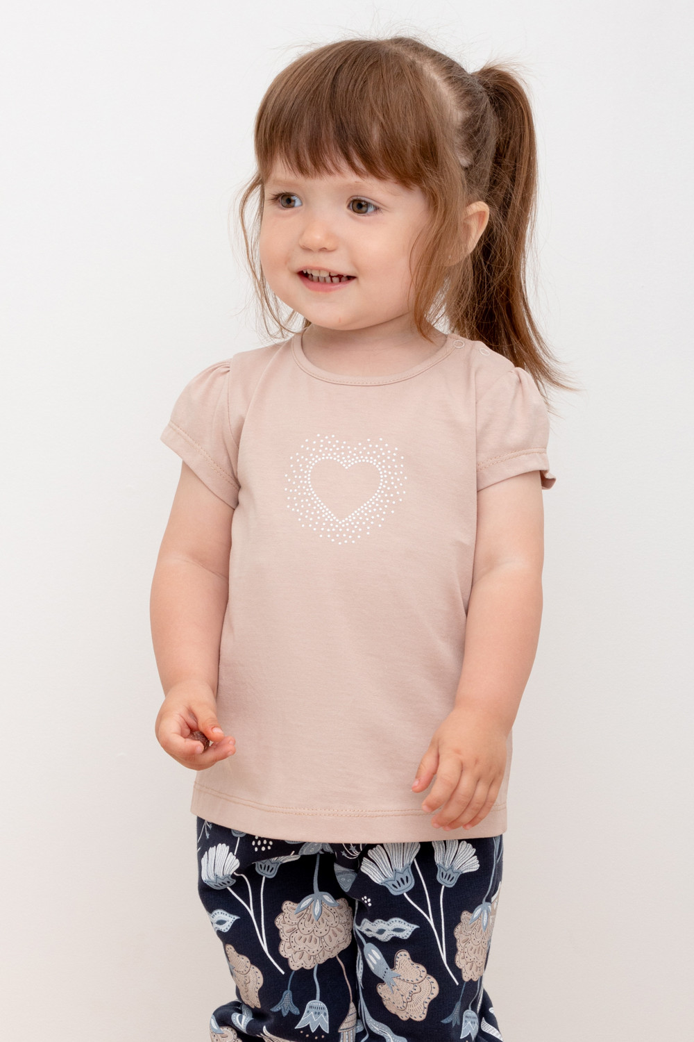 Футболка для девочки, артикул: КР 302219, цвет: бежевый