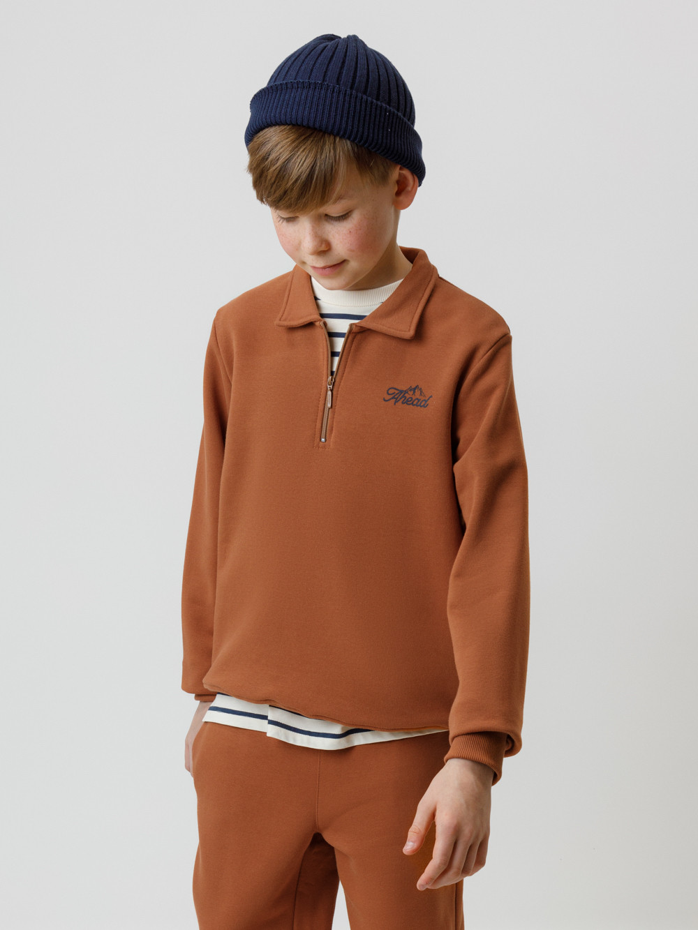 Свитшоты для мальчика, артикул: КР 302798, цвет: коричневый