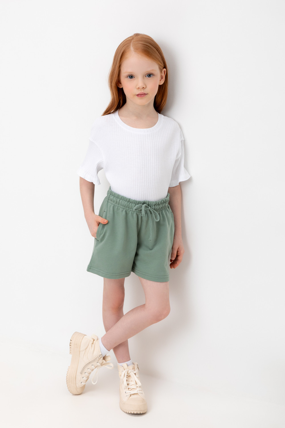Шорты для девочки, артикул: К 400548, цвет: зеленый