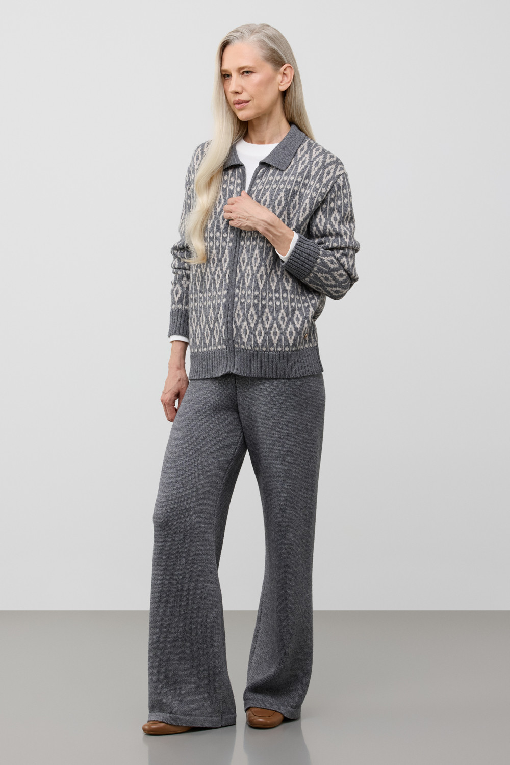 Жакеты, куртки женские для мам, артикул: ЕВ 30283/ш, цвет: темно-серый