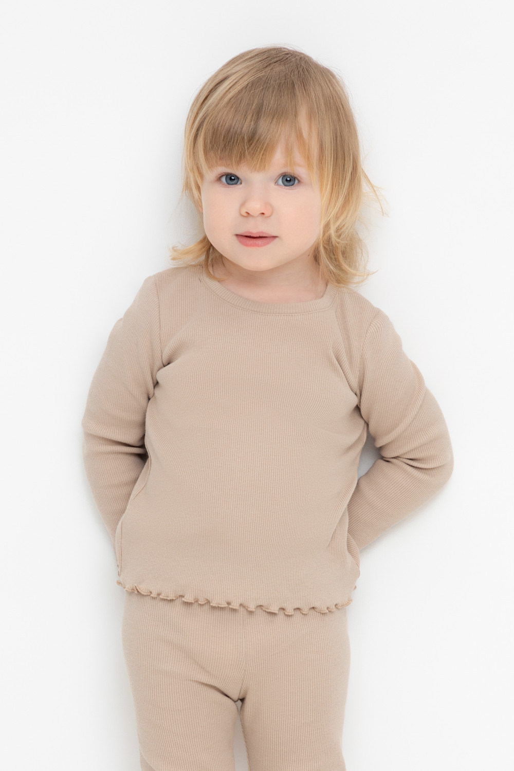 Лонгсливы для девочки, артикул: КР 302550, цвет: бежевый