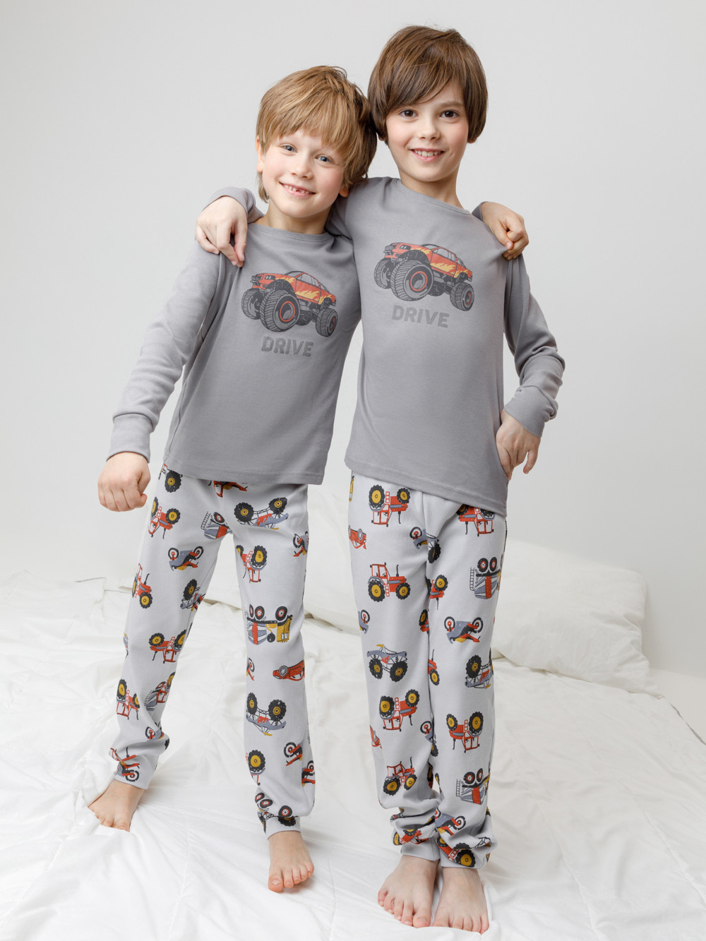 Пижама для мальчика, артикул: К 1541, цвет: серый