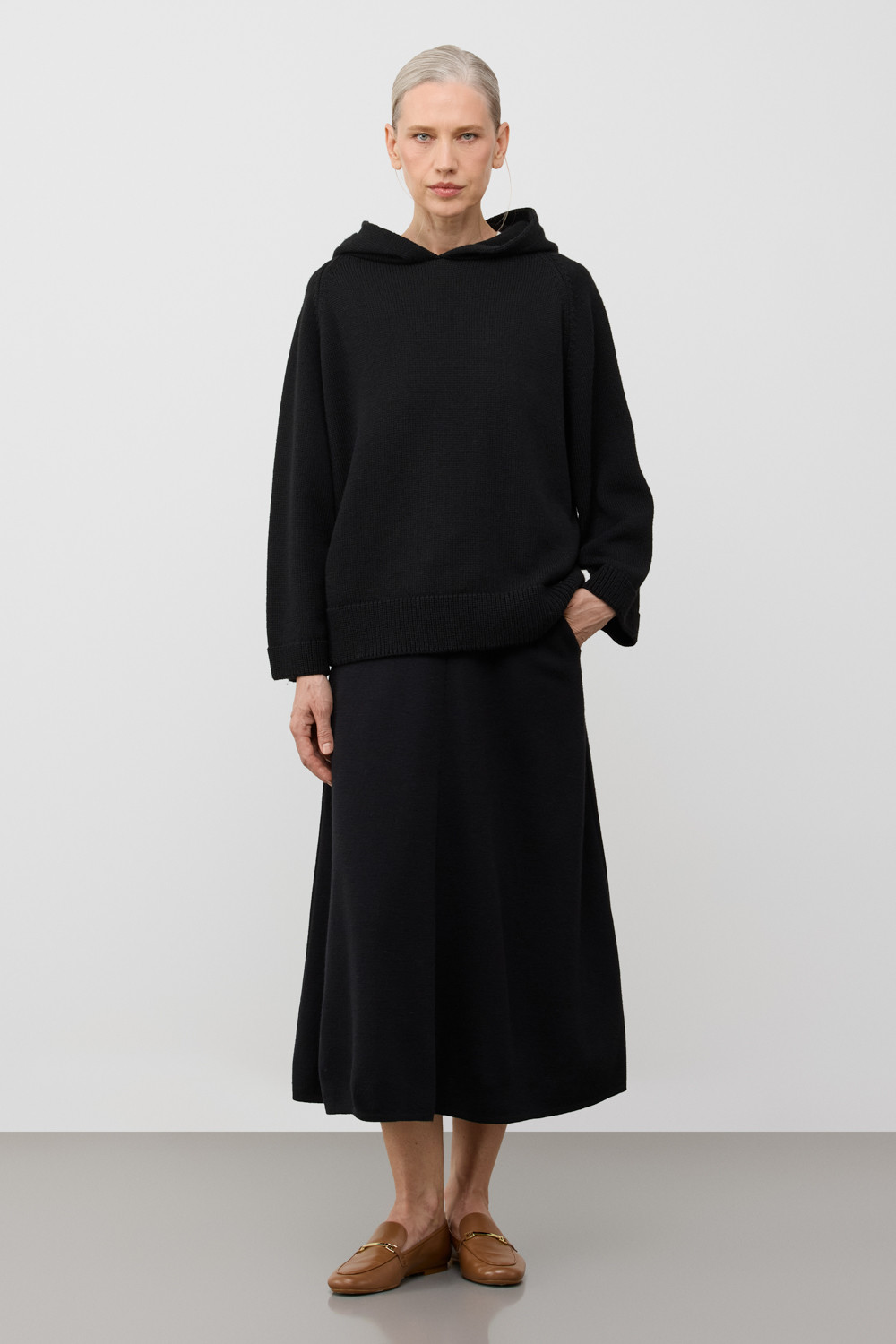 Джемперы женские для мам, артикул: ЕВ 30256/ш, цвет: черный