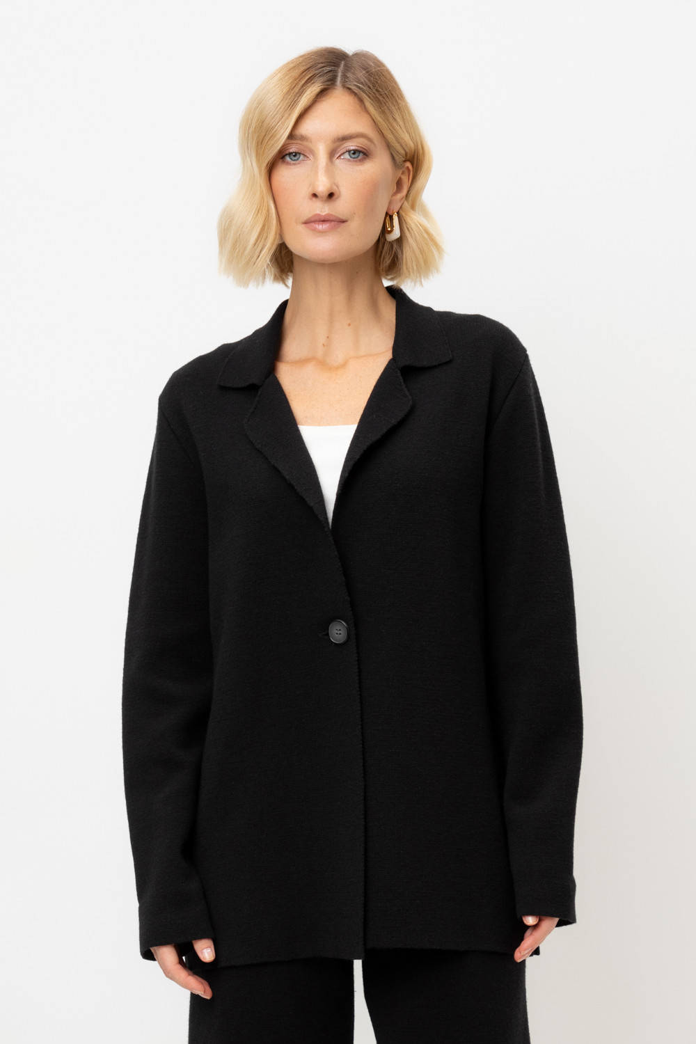 Жакеты, куртки женские для мам, артикул: ЕВ 30201/ш, цвет: черный