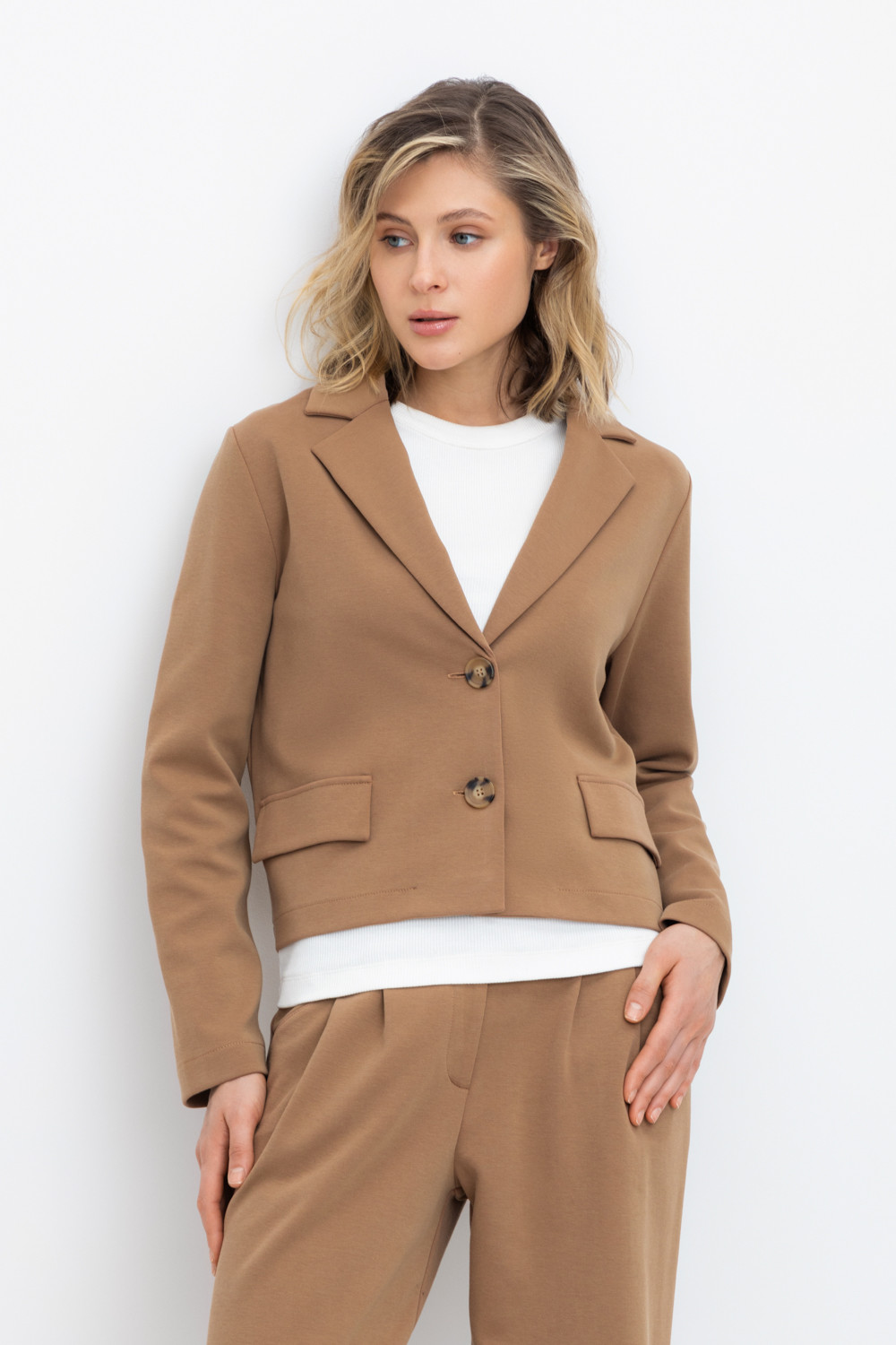 Жакеты, куртки женские для мам, артикул: ЕВТ 3248, цвет: коричневый