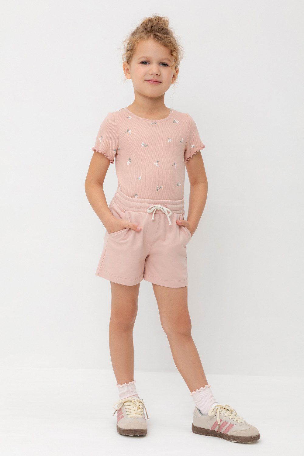 Шорты для девочки, артикул: КР 400417-1, цвет: розовый