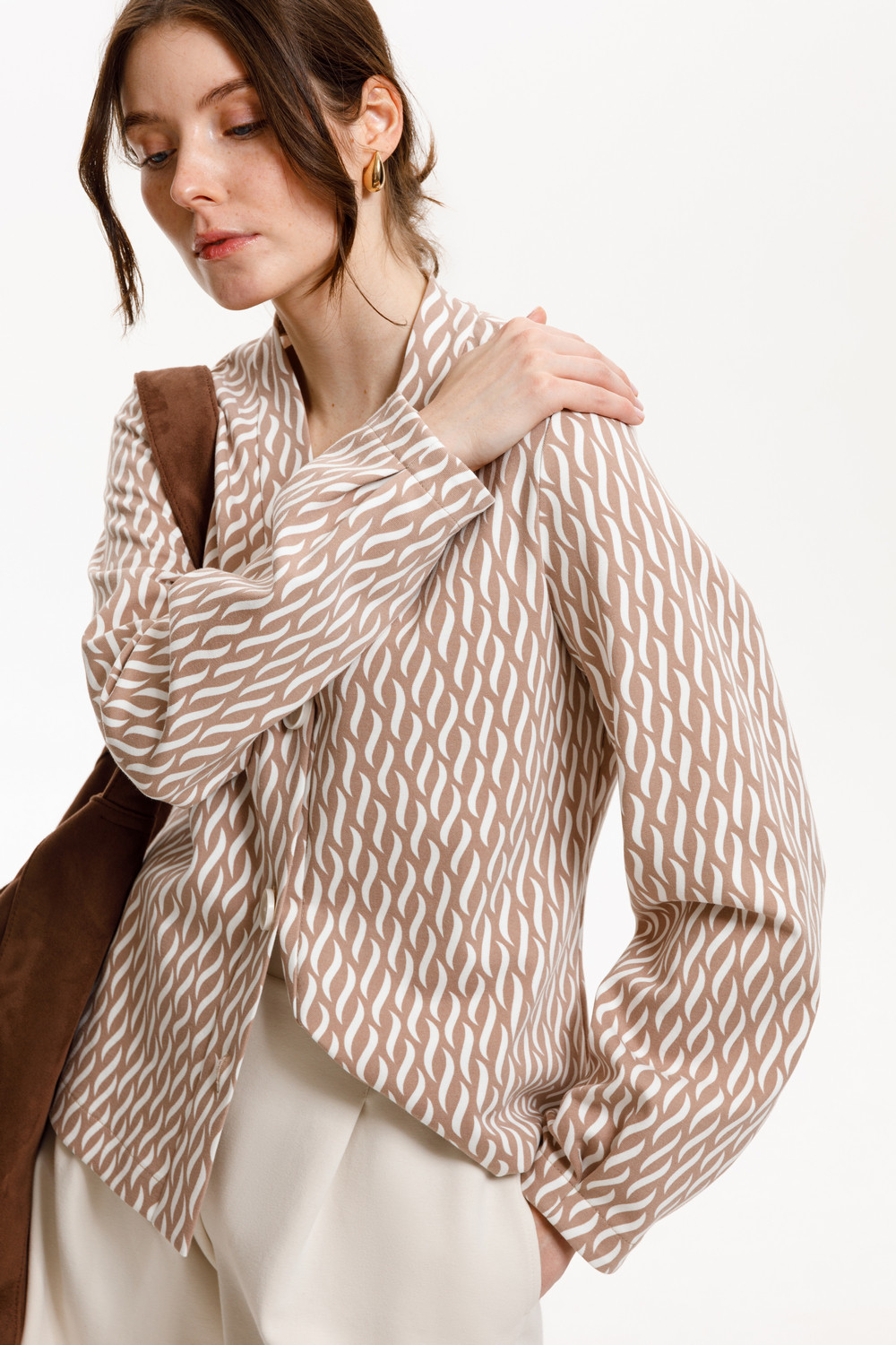 Жакеты, куртки женские для мам, артикул: ЕВТ 3284, цвет: бежевый