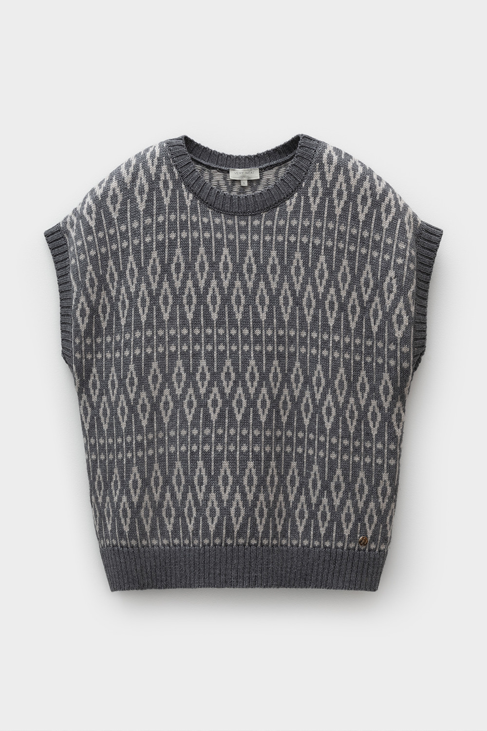 Жилеты женские для мам, артикул: ЕВ 30247/ш, цвет: темно-серый, фото 2