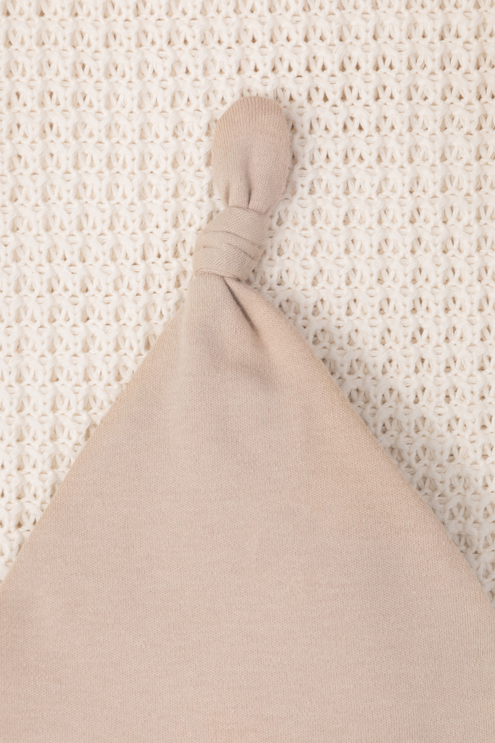 Шапочка ясельная для новорожденных, артикул: К 8036, цвет: светло-бежевый, фото 2