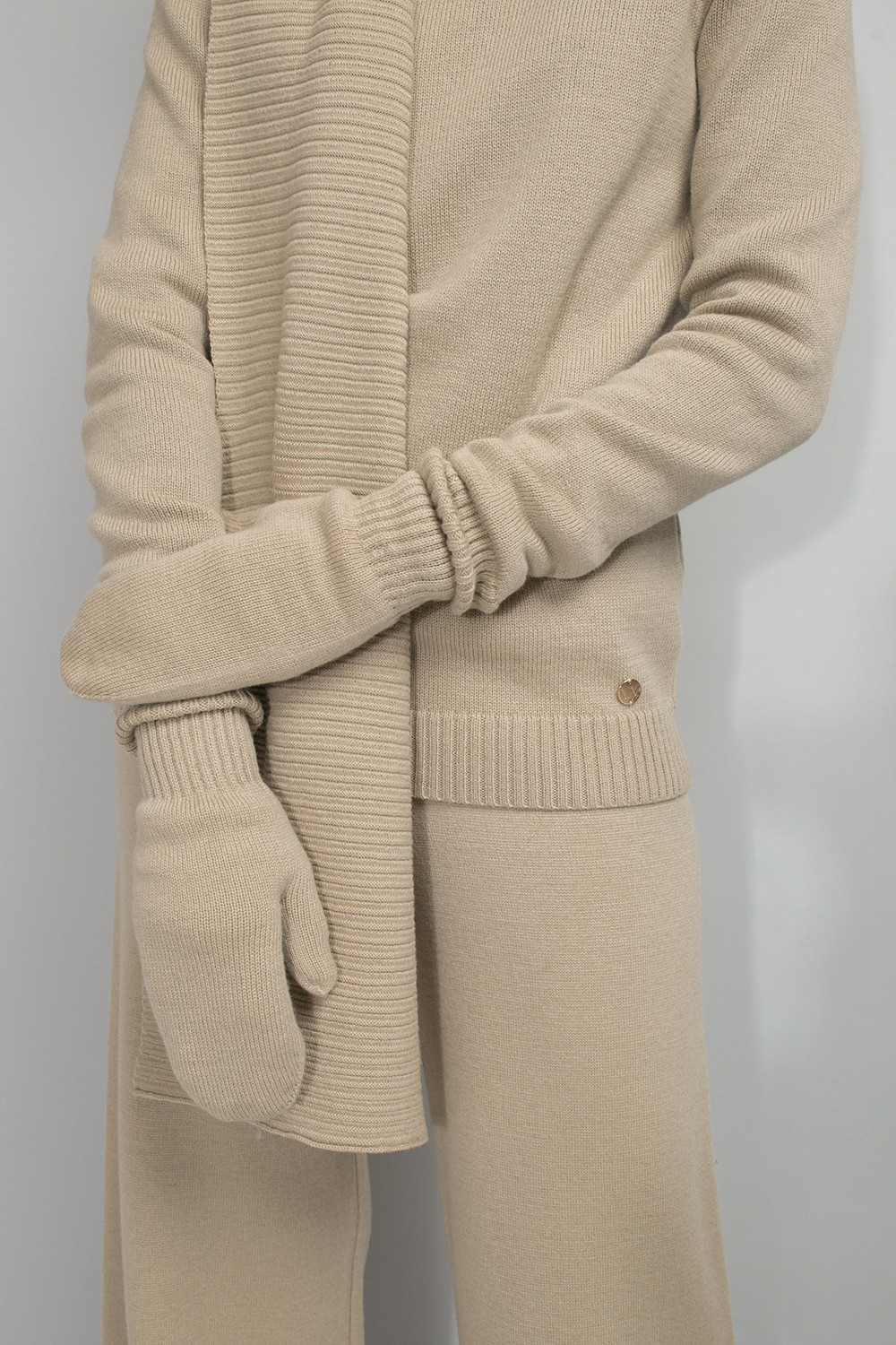 Шарфы женские для мам, артикул: ЕВ 15000/ш, цвет: бежевый, фото 2