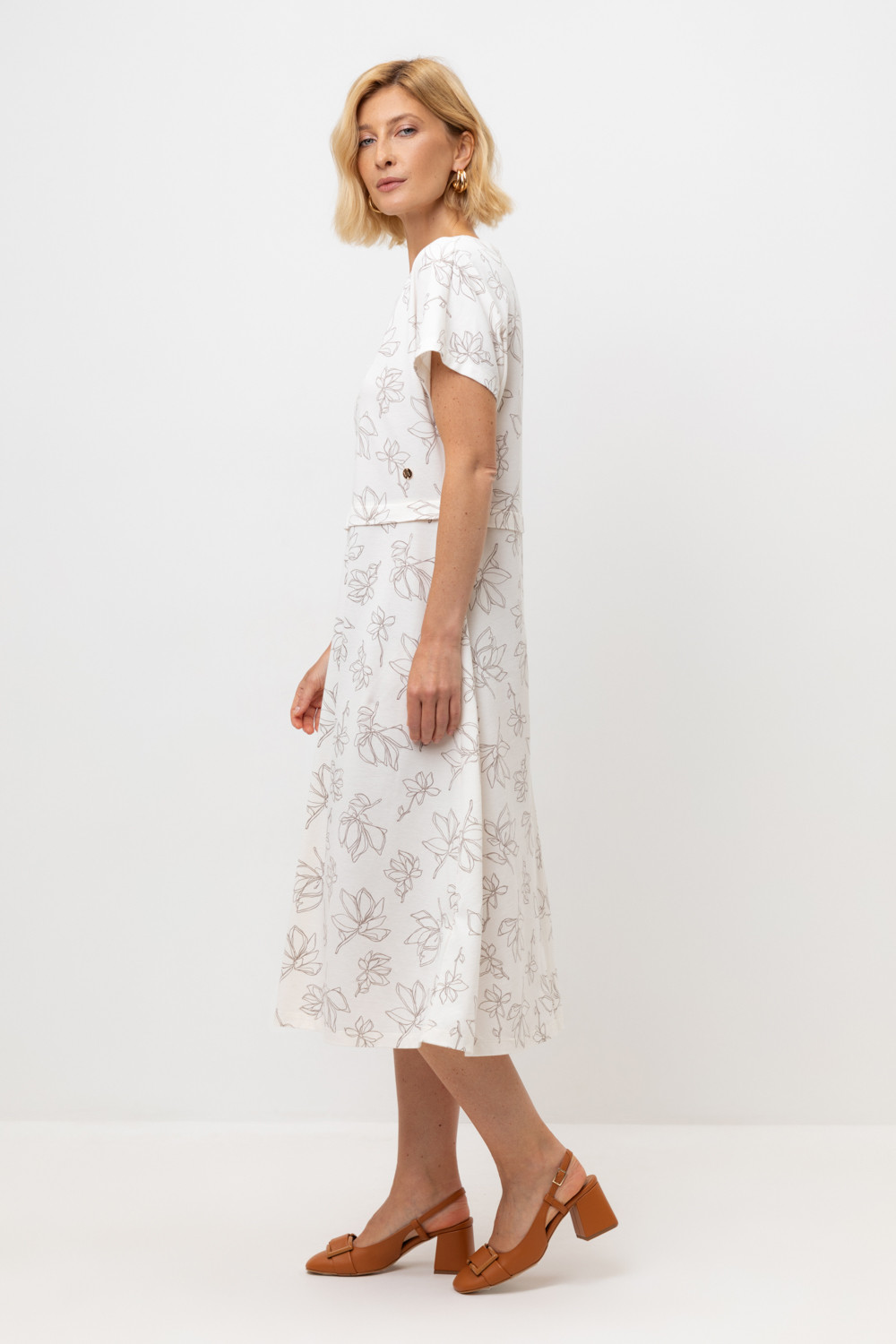 Платья женские для мам, артикул: ЕВТ 5079, цвет: бежевый, фото 3