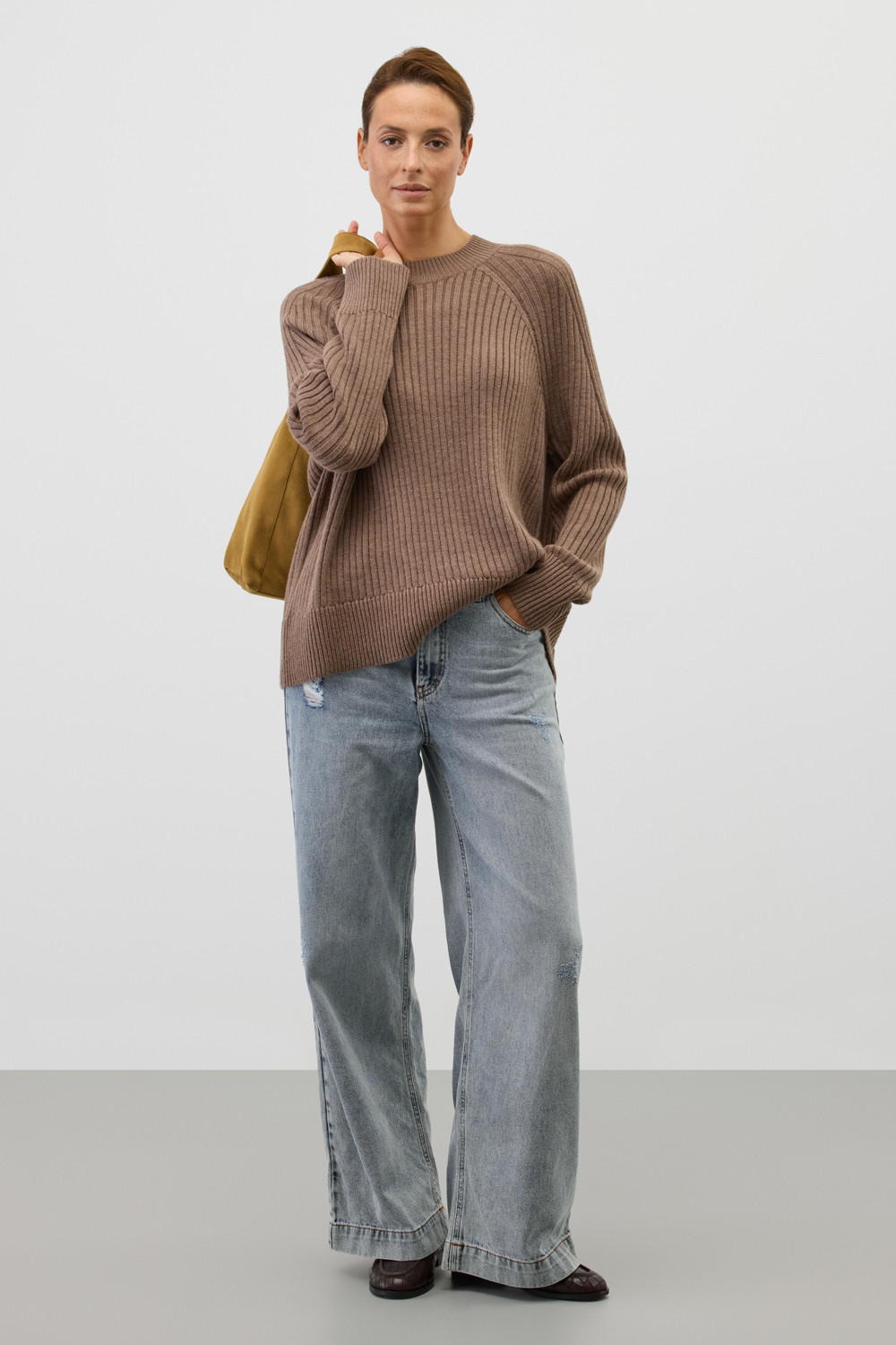 Джемперы женские для мам, артикул: ЕВ 30246/ш, цвет: коричневый, фото 3