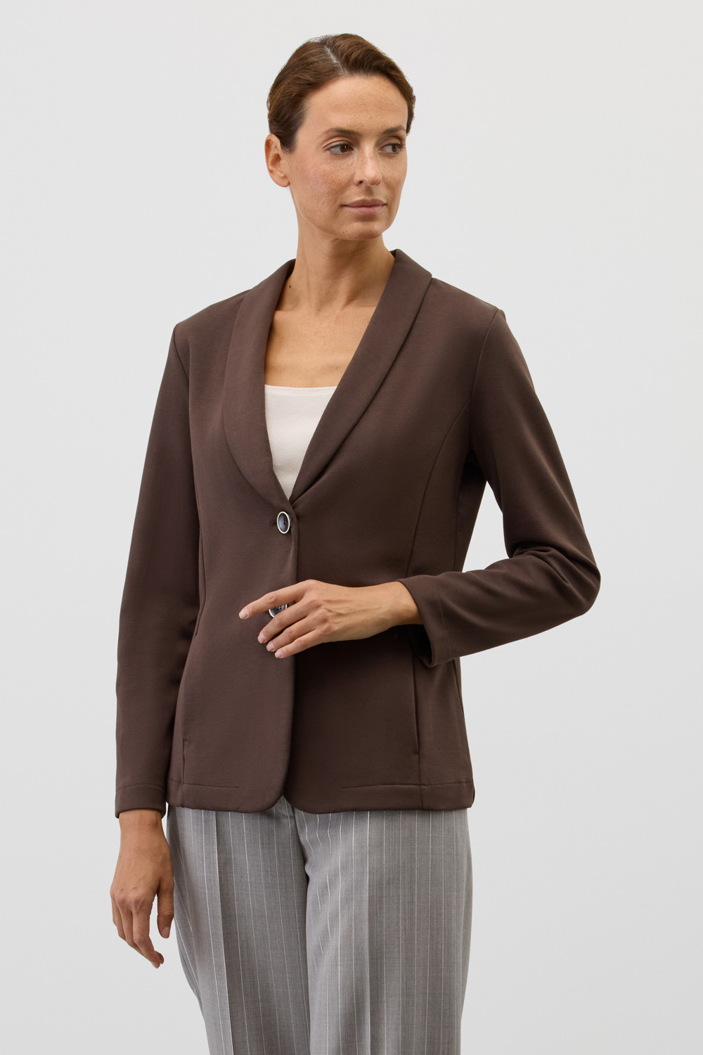 Жакеты, куртки женские для мам, артикул: ЕВТ 3349, цвет: коричневый, фото 3