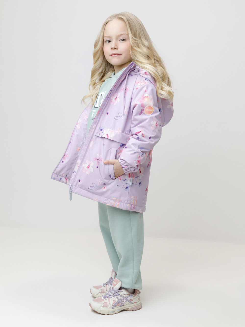 Куртка для девочки, артикул: ВК 32191/н/2 УЗГ, цвет: фиолетовый, фото 3