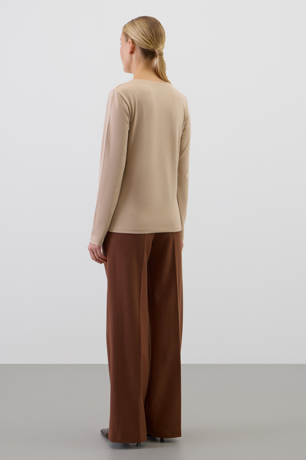 Джемперы женские для мам, артикул: ЕВТ 3354, цвет: бежевый, фото 3