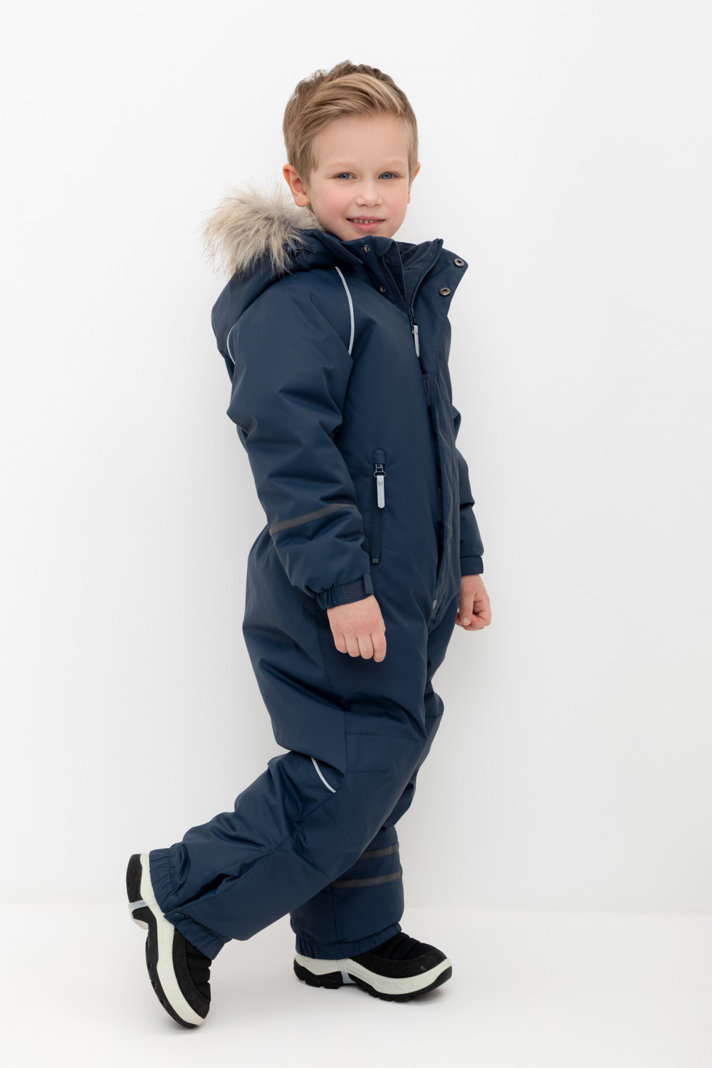 Комбинезоны утепленные для мальчика, артикул: ВК 60102/7 ГР (122-158), цвет: темно-синий, фото 3
