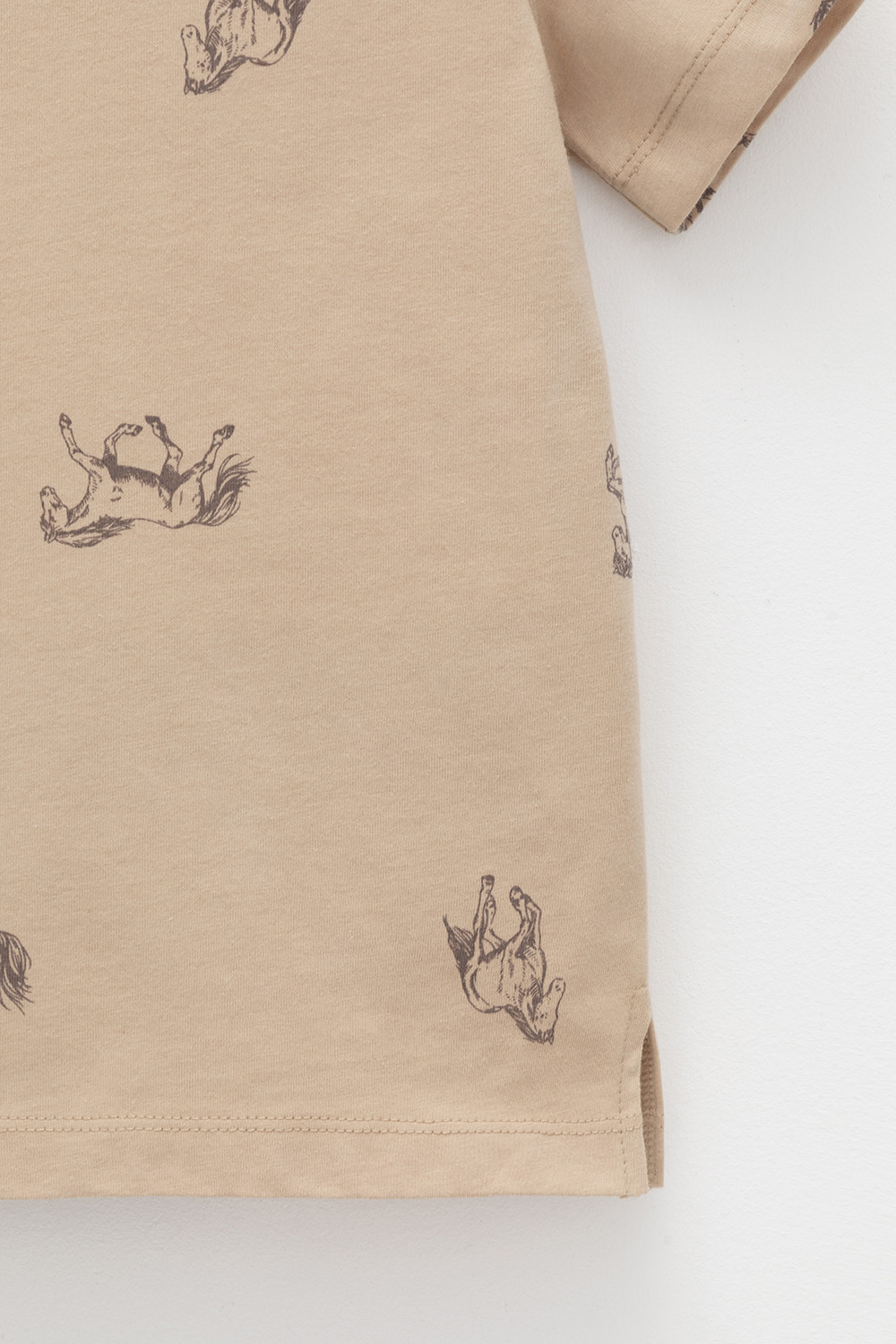 Футболка для девочки, артикул: КР 302664-1, цвет: бежевый, фото 3