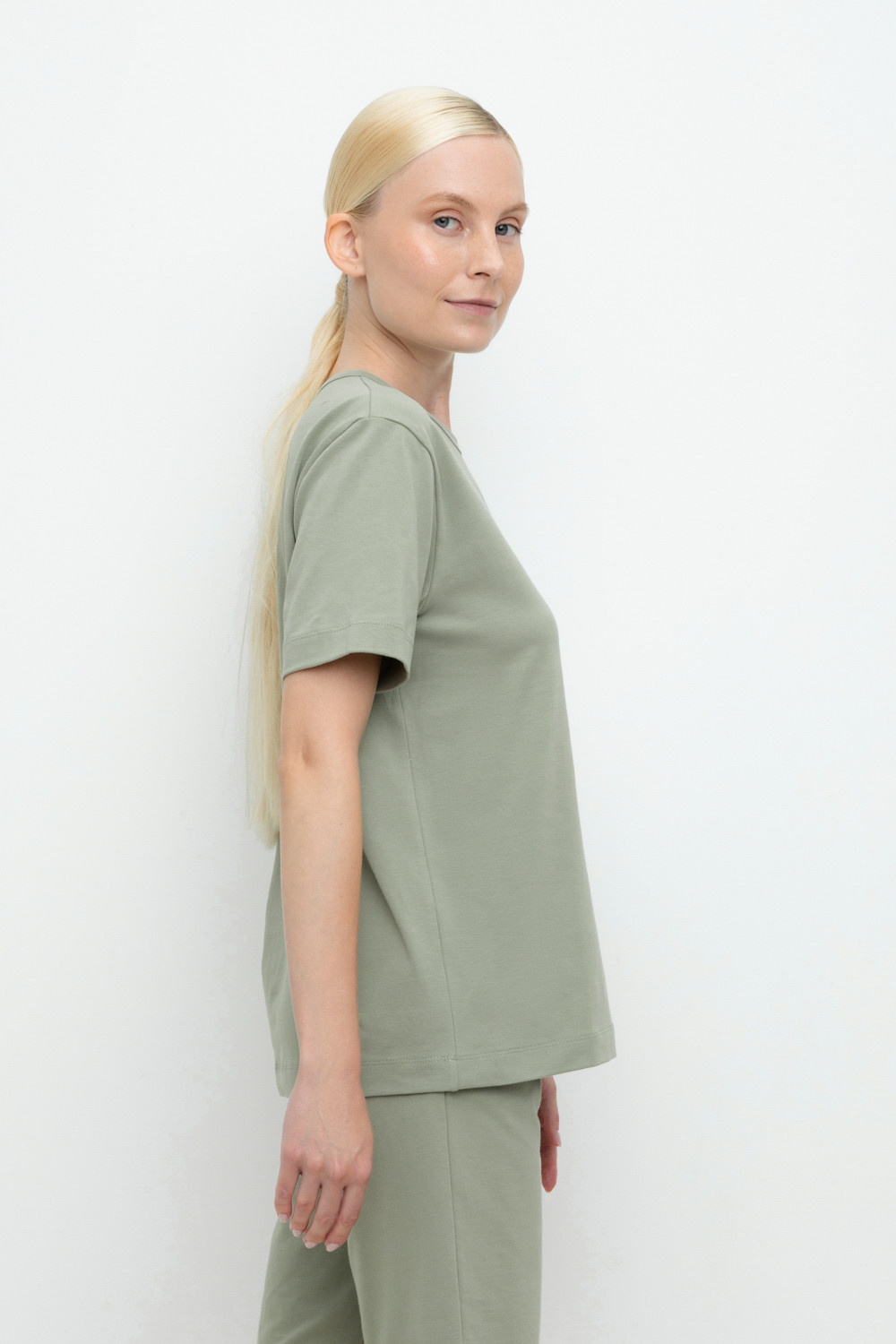 Футболки для дома для мам, артикул: Е 30091, цвет: хаки, фото 3