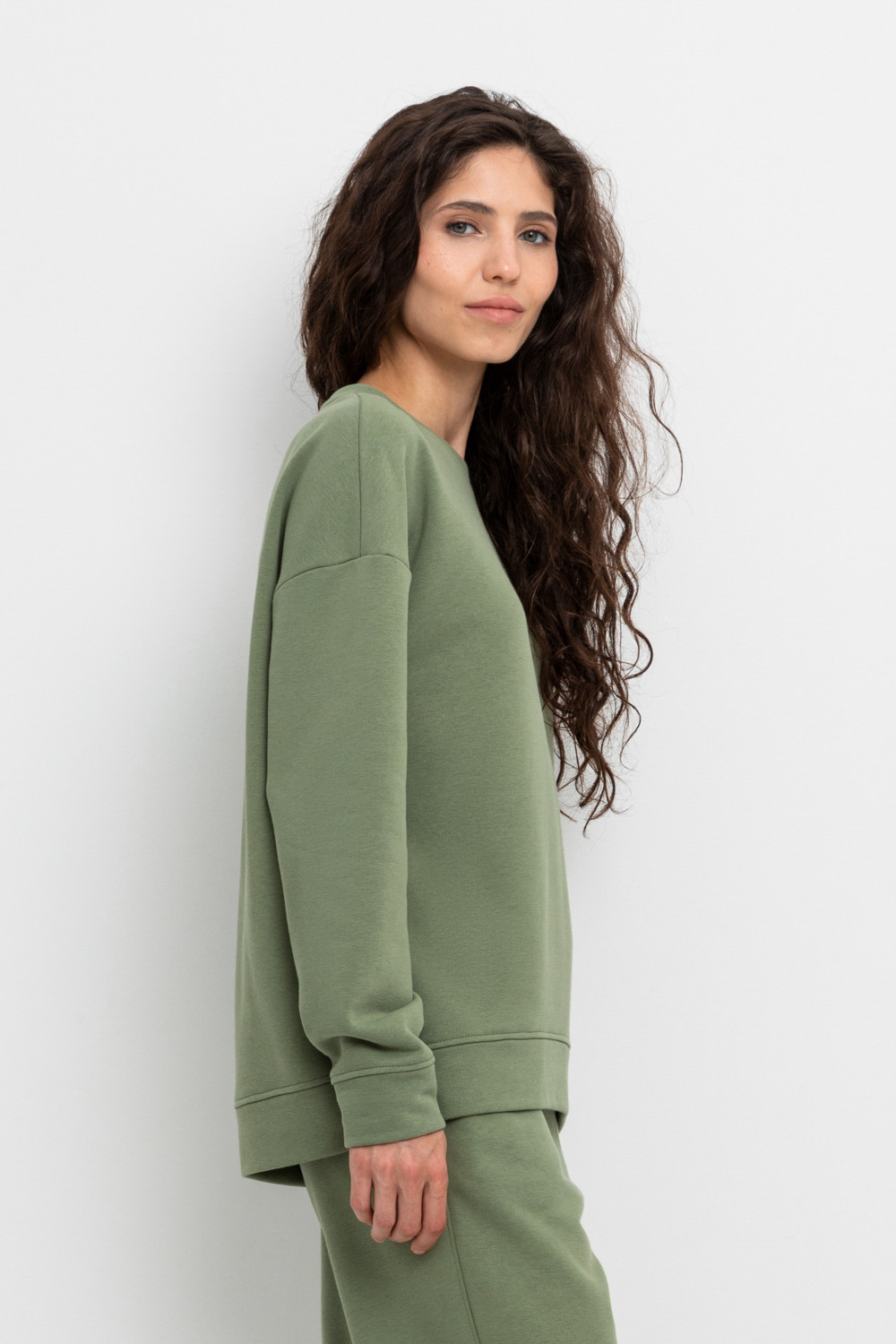 Джемперы женские для мам, артикул: ЕВТ 3221, цвет: хаки, фото 3