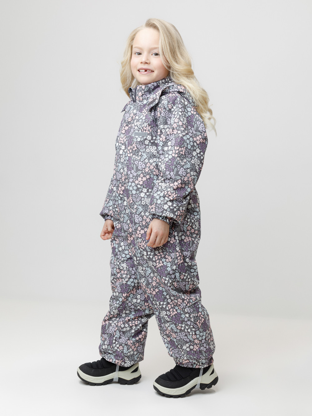 Комбинезоны утепленные для девочки, артикул: ВК 60069/н/8 УЗГ, цвет: темно-серый, фото 3