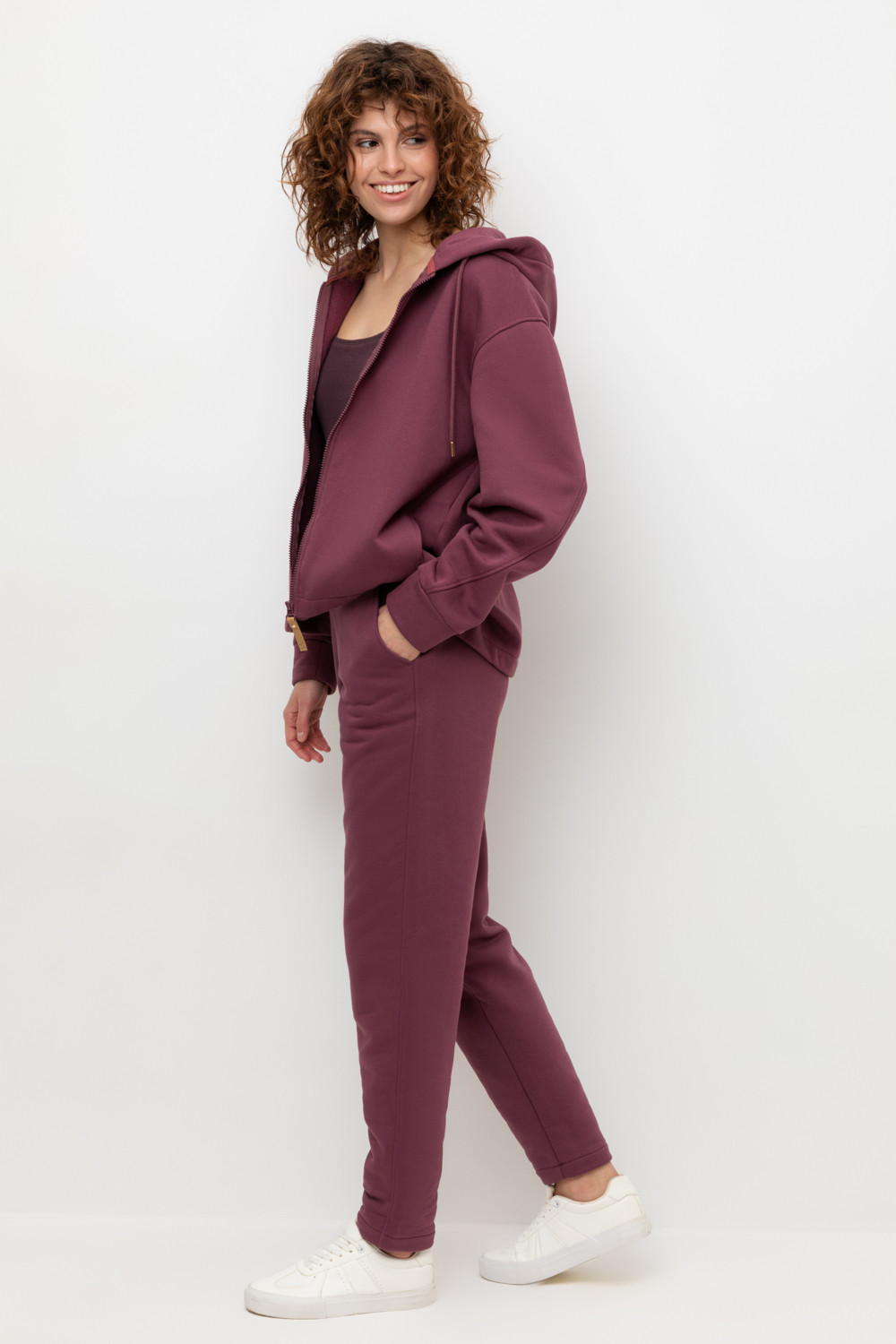 Брюки женские для мам, артикул: ЕВТ 4043/24, цвет: бордовый, фото 3