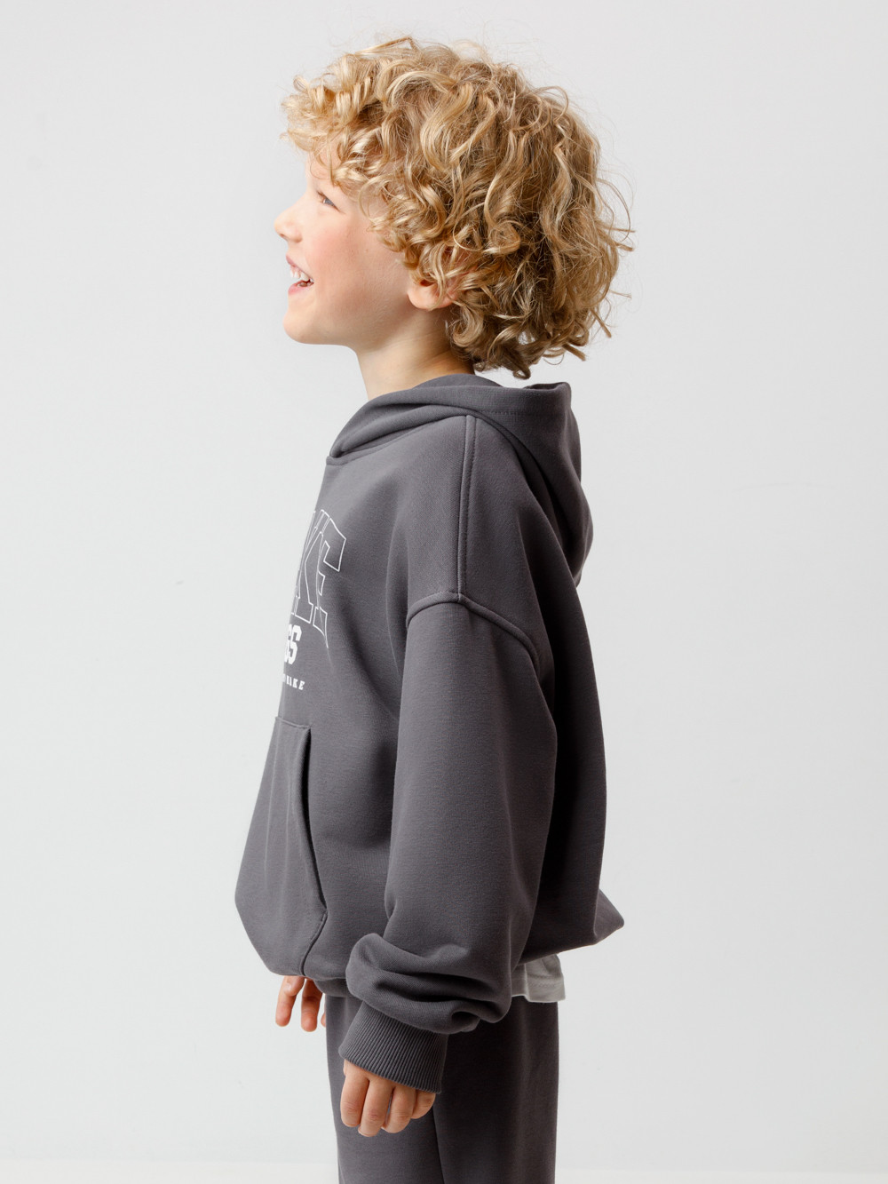 Худи для мальчика, артикул: МП 302920, цвет: темно-серый, фото 3