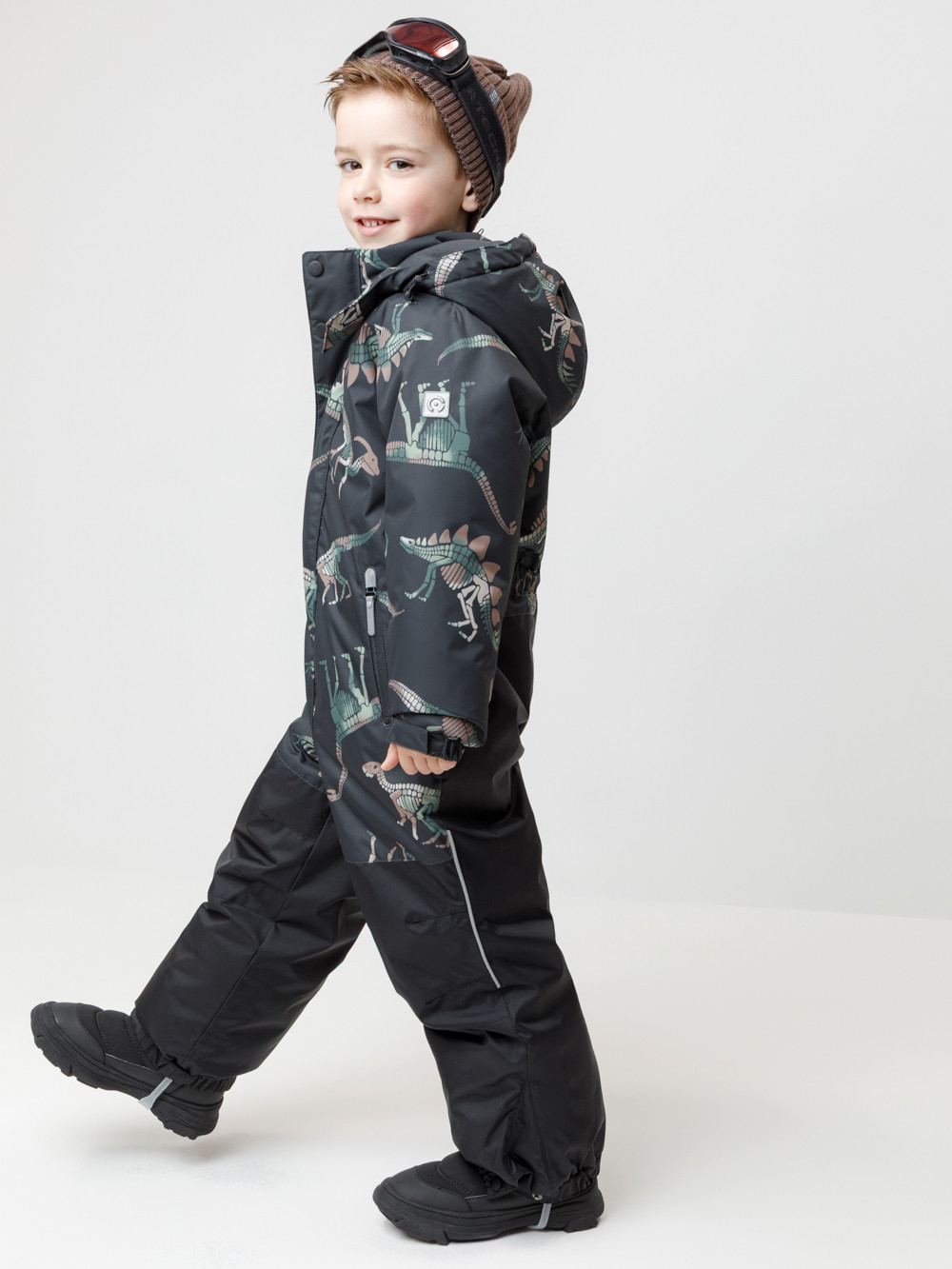 Комбинезоны утепленные для мальчика, артикул: ВК 60127/н/7 УЗГ, цвет: темно-серый, фото 3