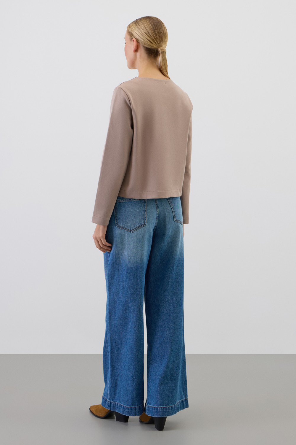 Джемперы женские для мам, артикул: ЕВТ 3346, цвет: бежевый, фото 3