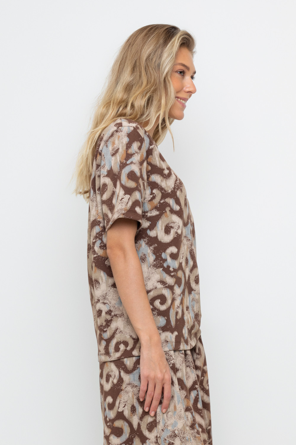 Футболки женские для мам, артикул: ЕВТ 3231, цвет: кофейный, фото 3