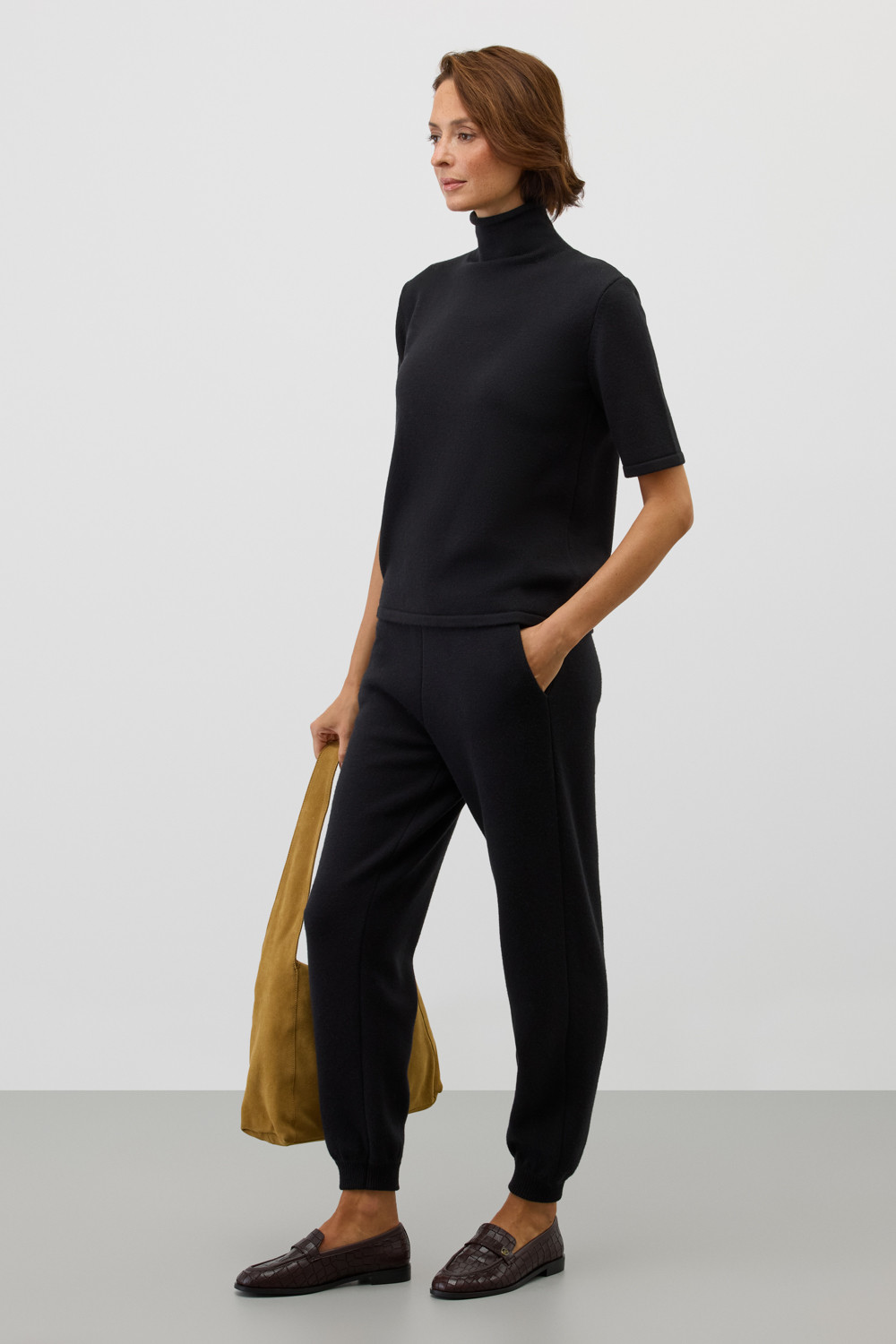 Брюки женские для мам, артикул: ЕВ 450/ш, цвет: черный, фото 3