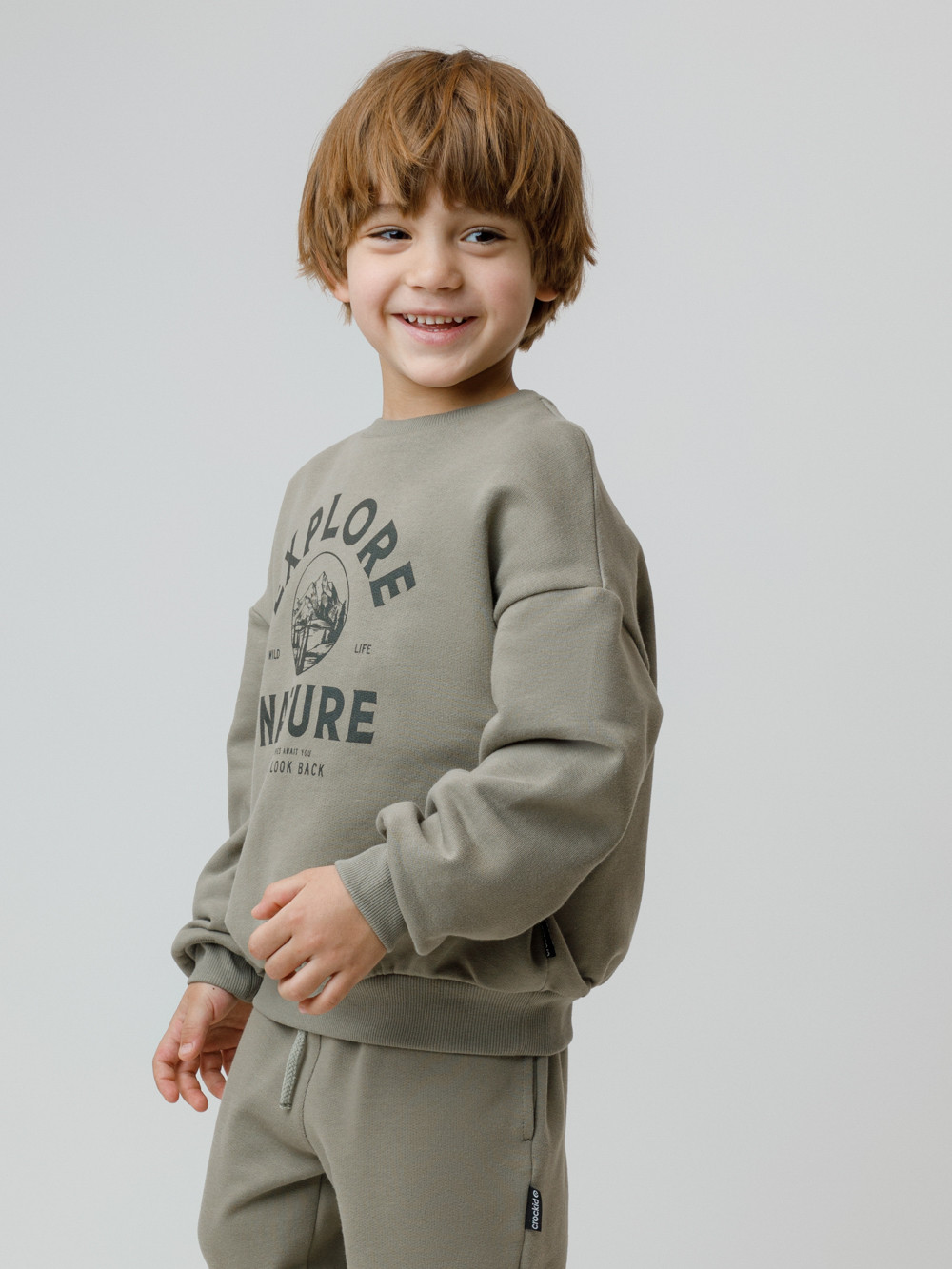Свитшоты для мальчика, артикул: КР 302782, цвет: хаки, фото 3