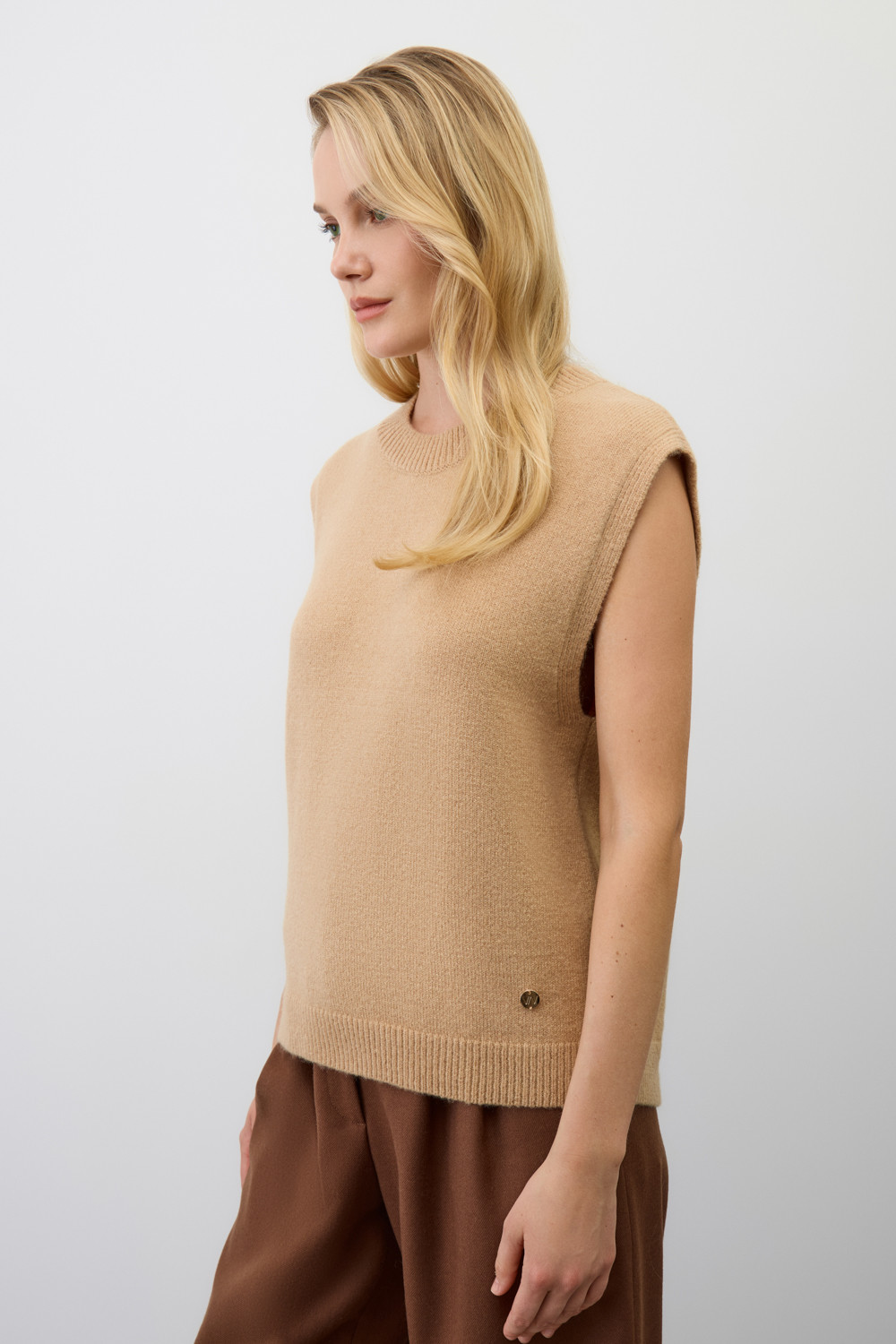 Жилеты женские для мам, артикул: ЕВ 30263/ш, цвет: бежевый, фото 3