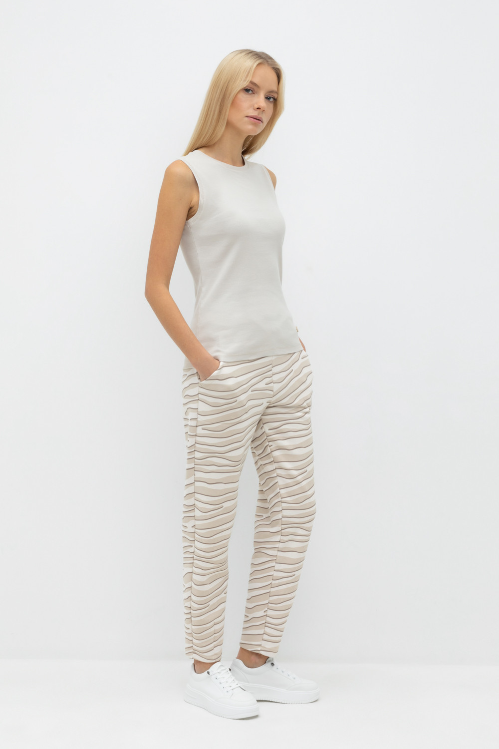 Брюки женские для мам, артикул: ЕВТ 4082, цвет: бежевый, фото 3