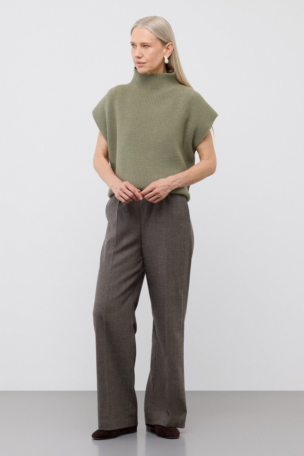 Жилеты женские для мам, артикул: ЕВ 30235/ш, цвет: хаки, фото 3