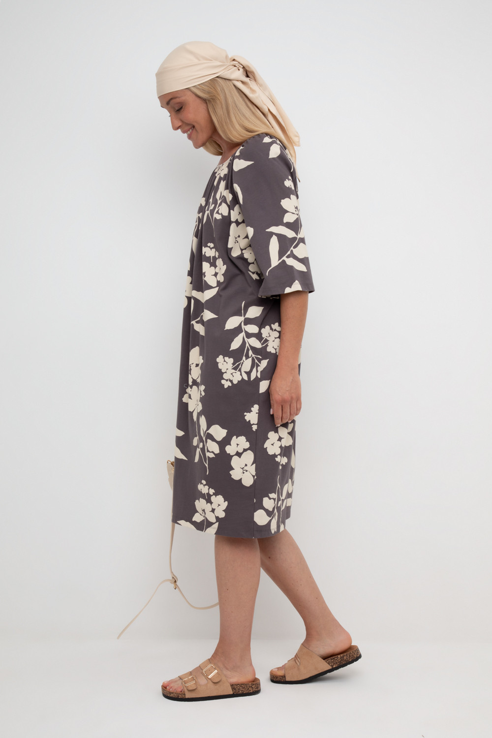 Платья женские для мам, артикул: ЕВТ 5063, цвет: коричневый, фото 3