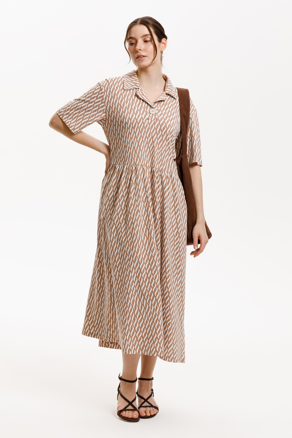 Платья женские для мам, артикул: ЕВТ 5071, цвет: бежевый, фото 3