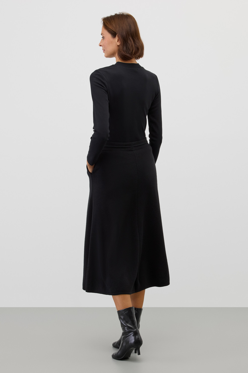 Джемперы женские для мам, артикул: ЕВТ 3345, цвет: черный, фото 3