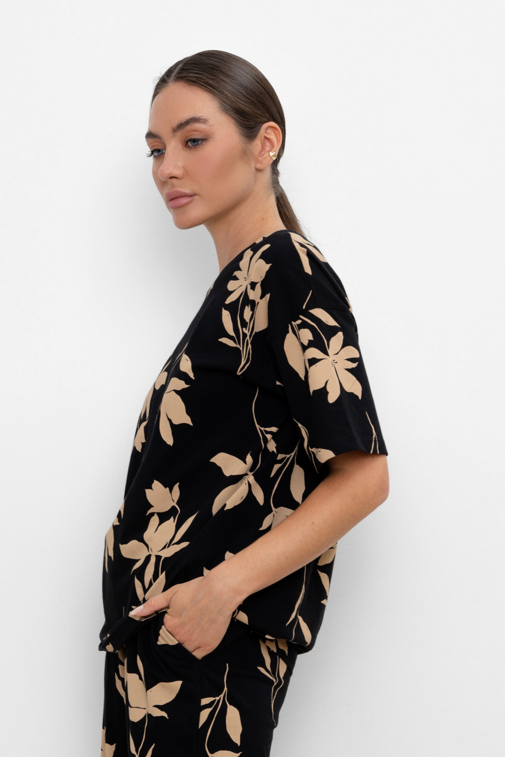 Футболки женские для мам, артикул: ЕВТ 3184, цвет: черный3, фото 3