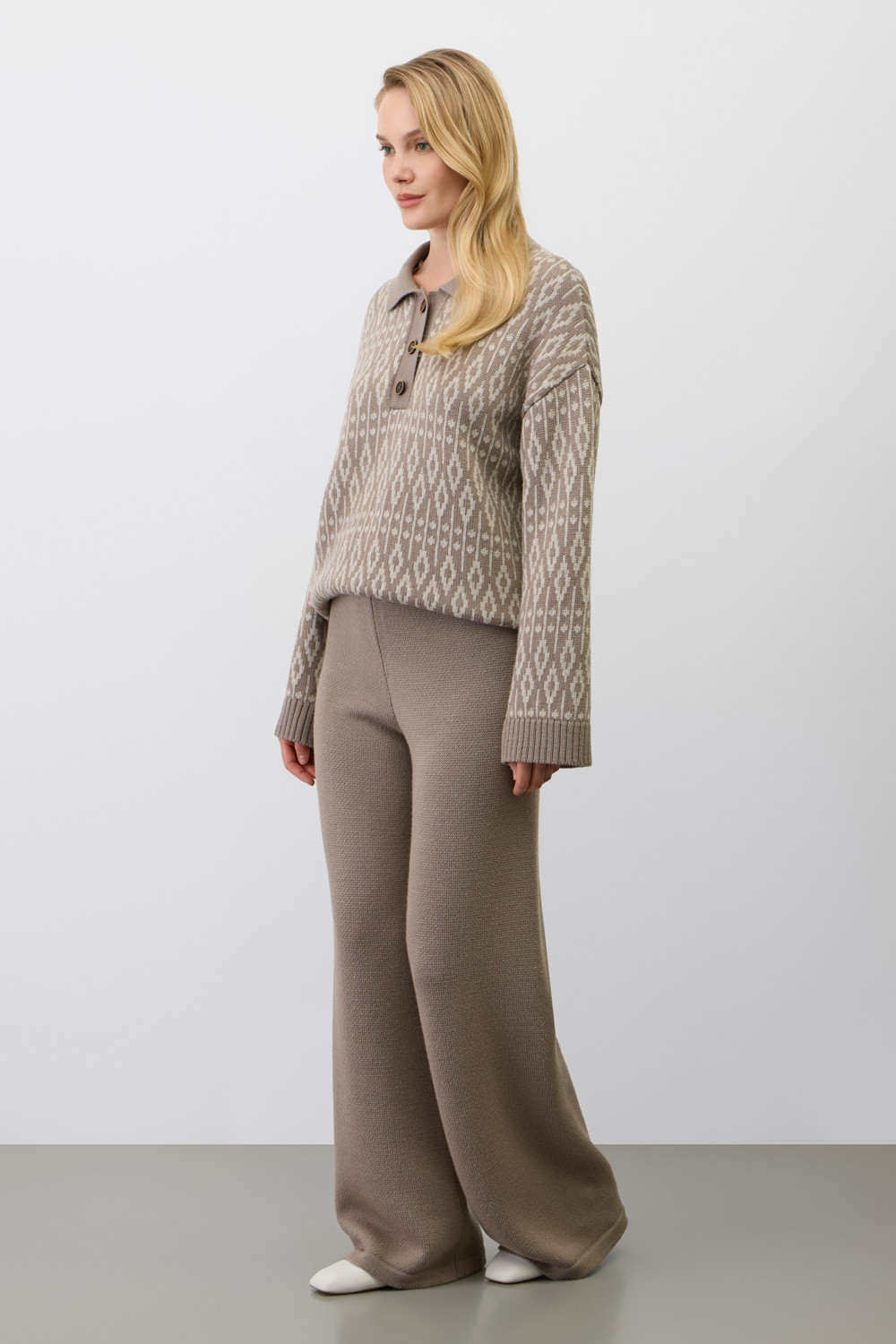 Джемперы женские для мам, артикул: ЕВ 30244/ш, цвет: коричневый, фото 3