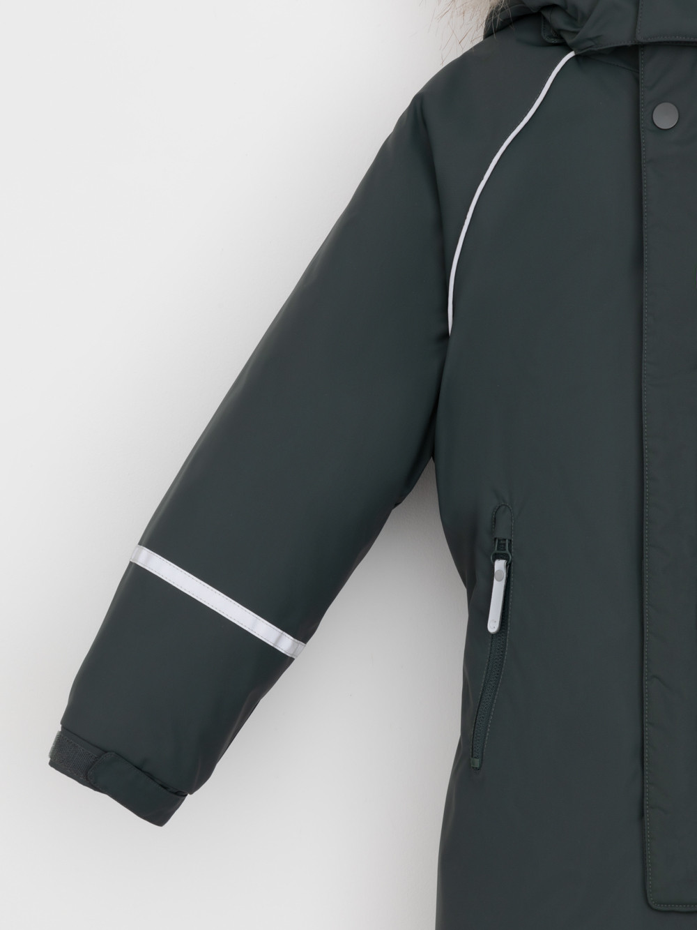 Комбинезоны утепленные для мальчика, артикул: ВК 60102/11 ГР (128-158), цвет: зеленый, фото 3